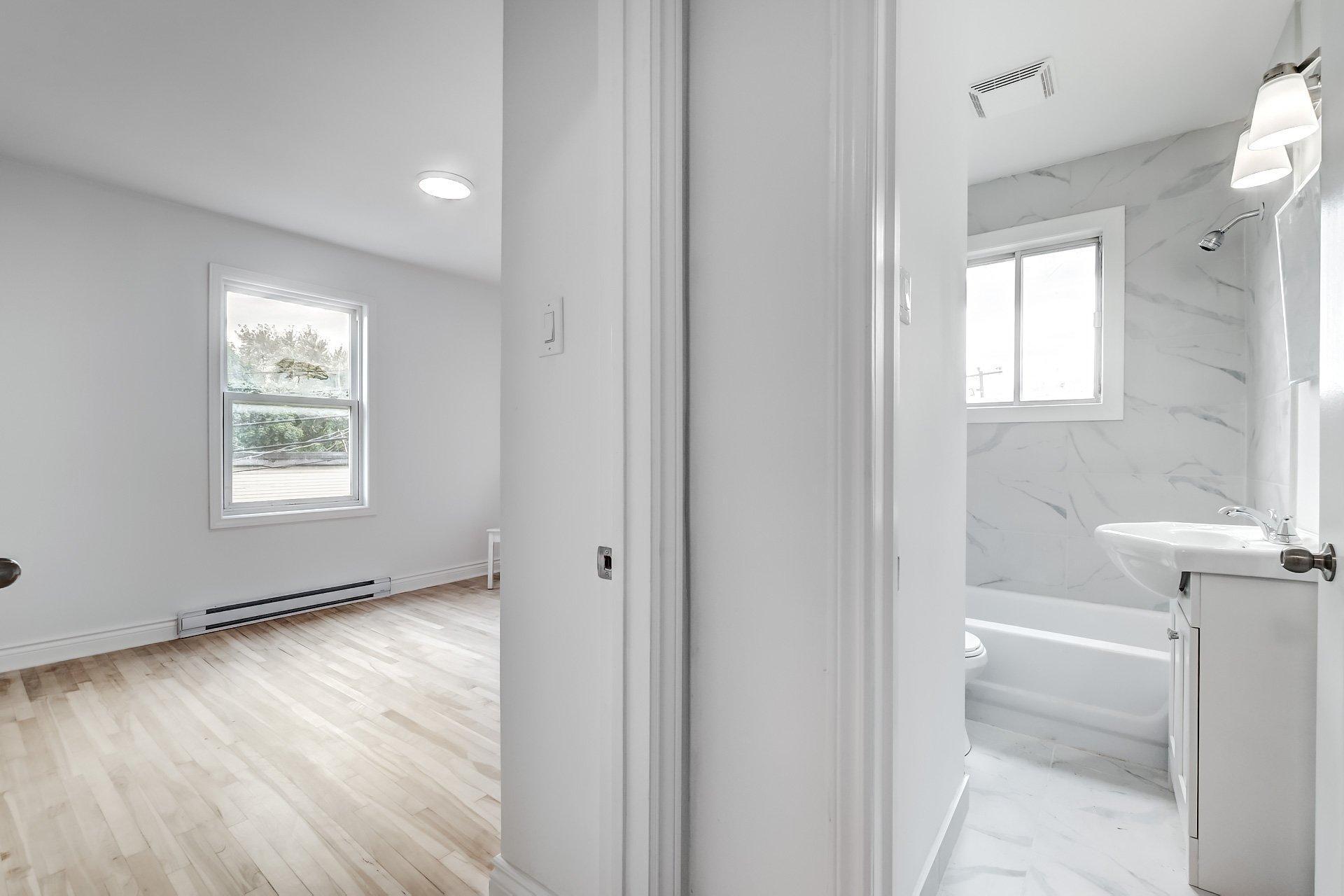 









5


Av. Windsor

, 6,
Montréal (Lachine),




QC
H8R1P8


