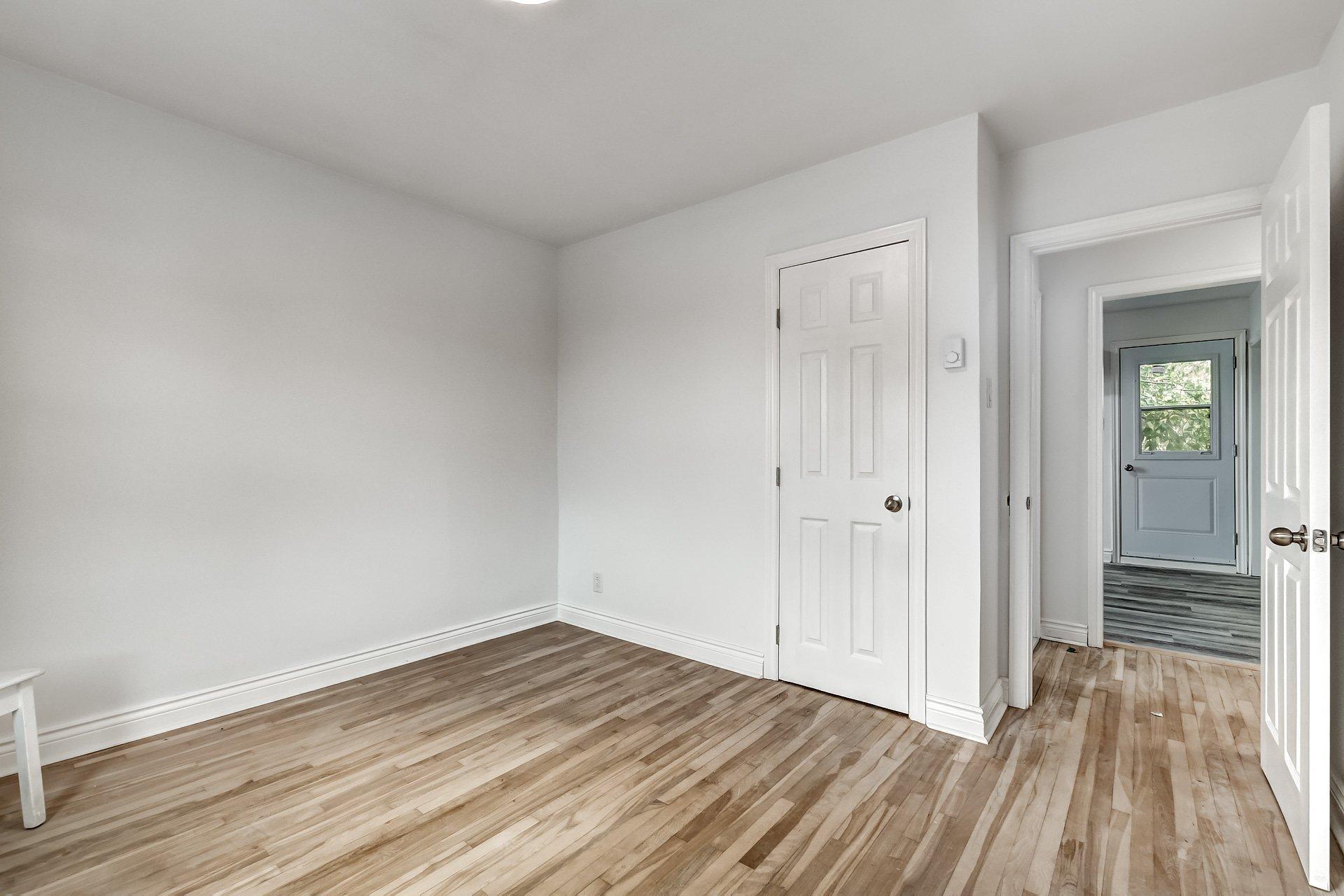 









5


Av. Windsor

, 6,
Montréal (Lachine),




QC
H8R1P8

