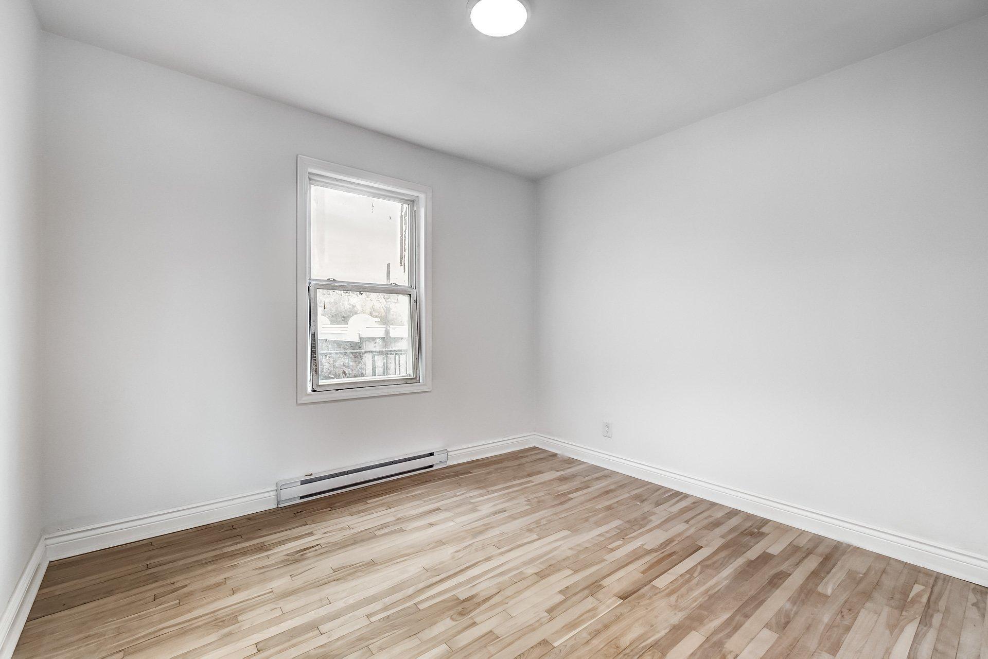 









5


Av. Windsor

, 6,
Montréal (Lachine),




QC
H8R1P8


