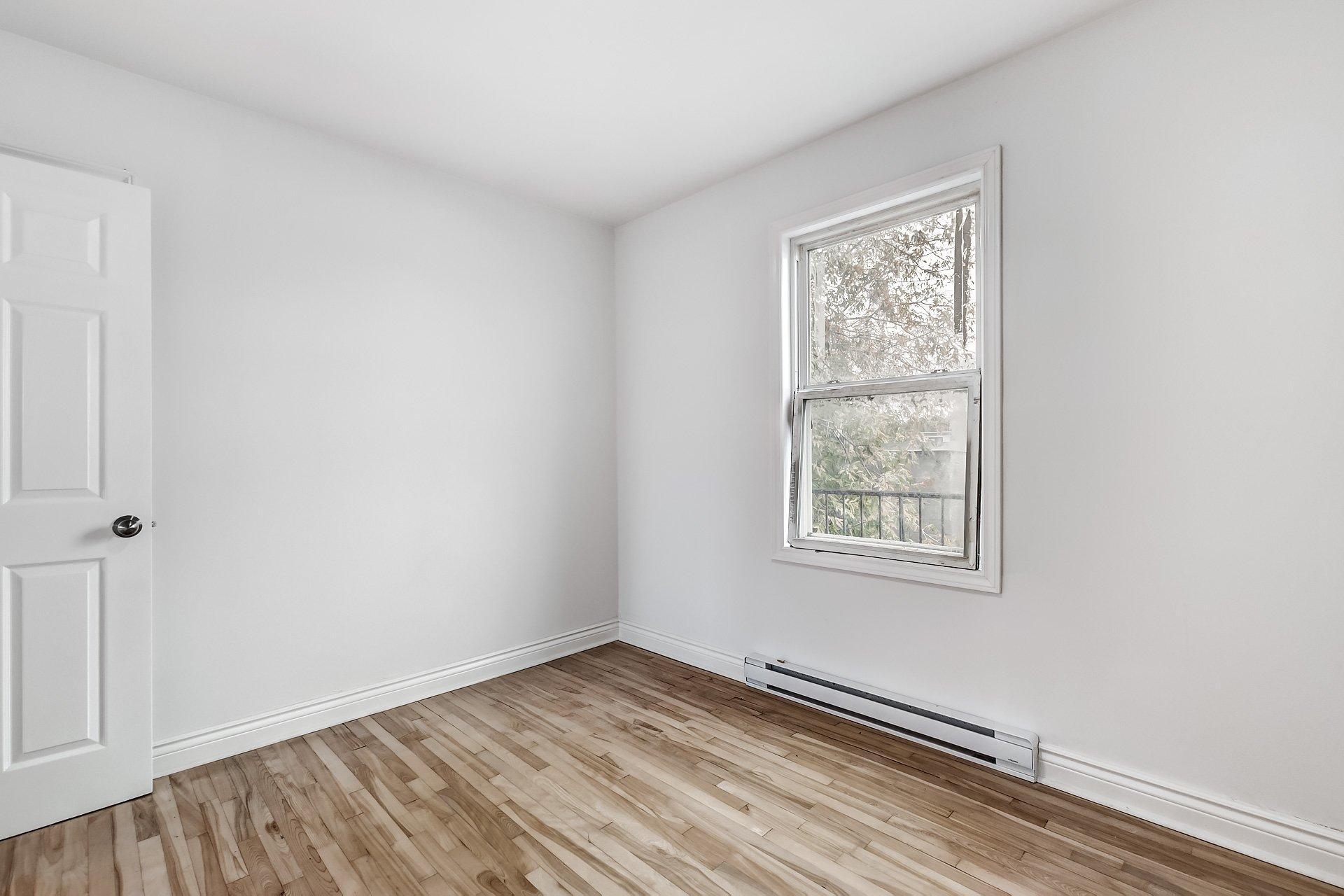 









5


Av. Windsor

, 6,
Montréal (Lachine),




QC
H8R1P8

