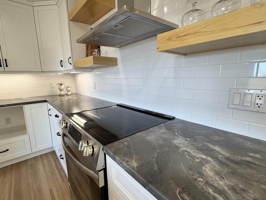 












51 Five Point Road

,
Lower Debert,




NS
B0M 1G0

