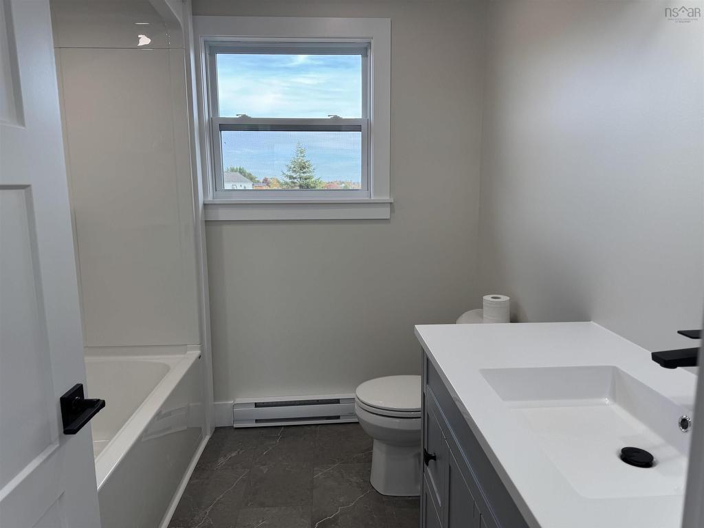 












51 Five Point Road

,
Lower Debert,




NS
B0M 1G0

