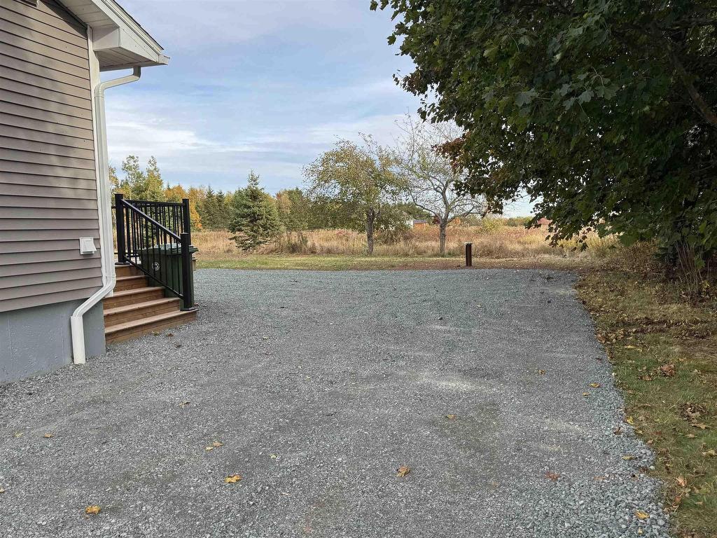 












51 Five Point Road

,
Lower Debert,




NS
B0M 1G0

