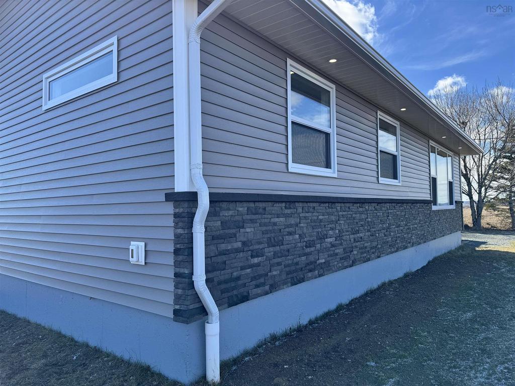 












51 Five Point Road

,
Lower Debert,




NS
B0M 1G0

