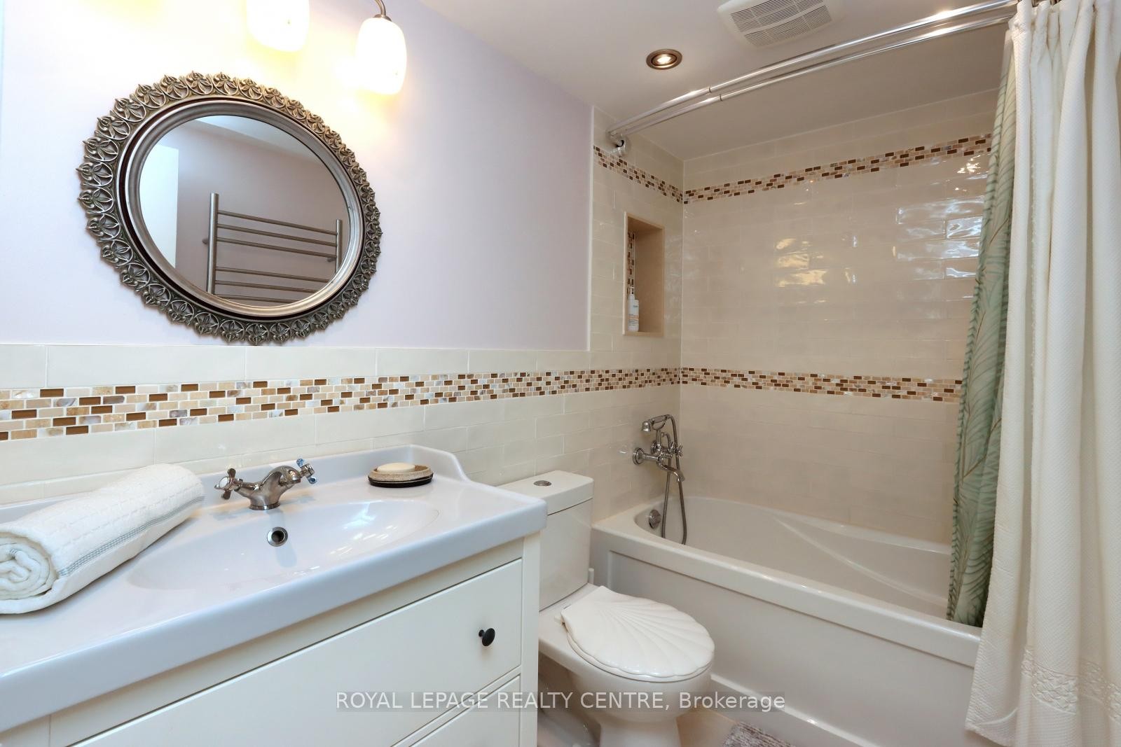 









3100


Kirwin

Avenue, 701,
Mississauga,




ON
L5A 3S6

