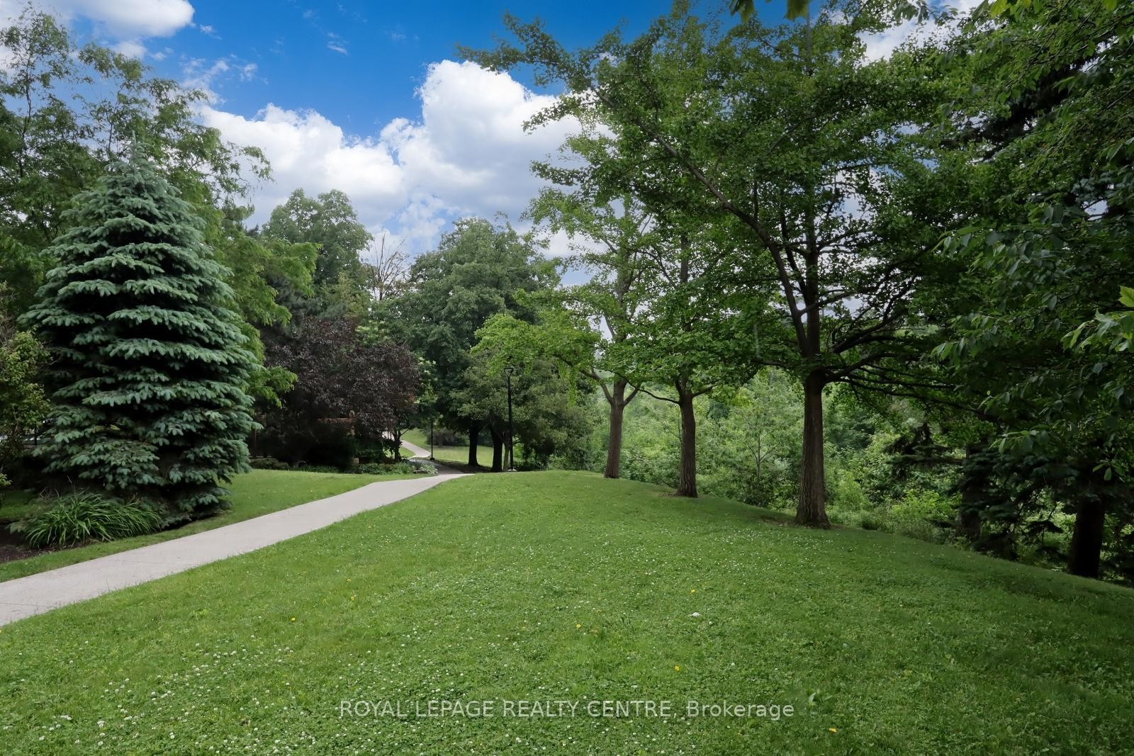 









3100


Kirwin

Avenue, 701,
Mississauga,




ON
L5A 3S6

