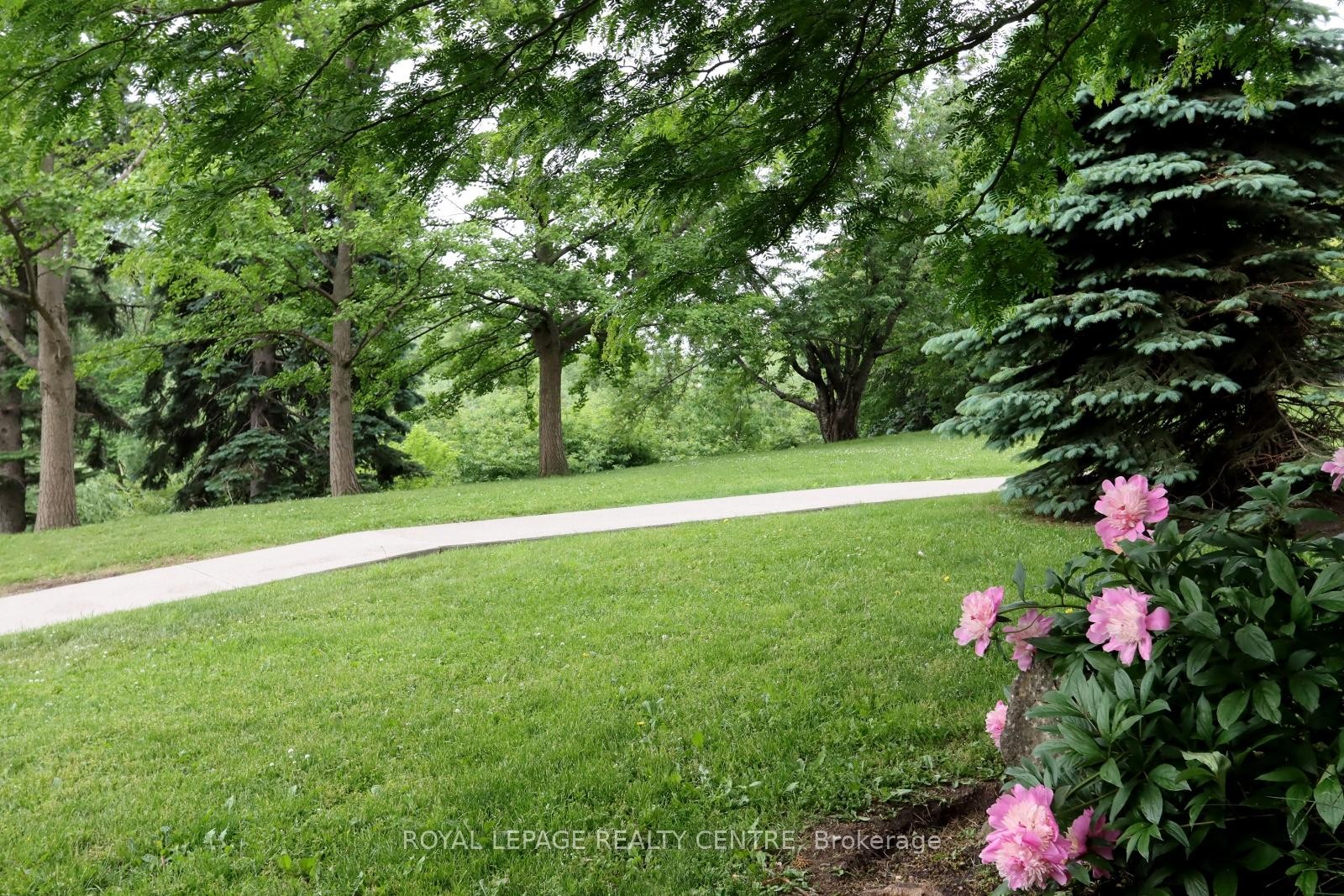 









3100


Kirwin

Avenue, 701,
Mississauga,




ON
L5A 3S6

