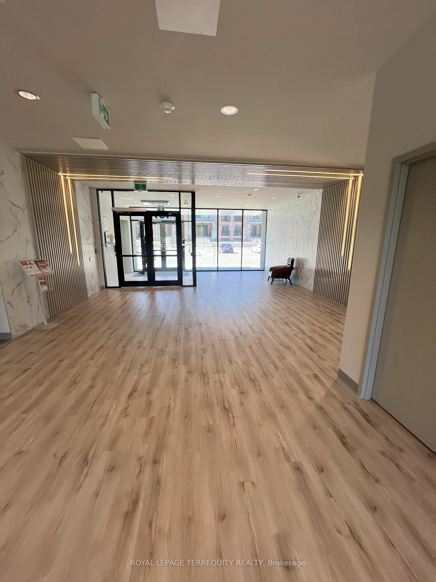 









107


Roger

Street, 416,
Waterloo,




ON
N2J 0G3

