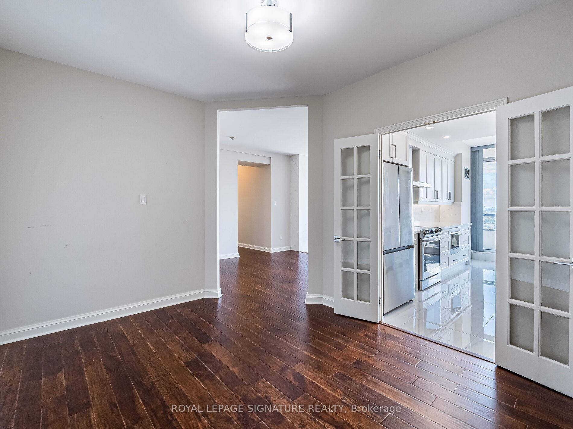 









24


Hanover

Road, 2204,
Brampton,




ON
L6S 5K8

