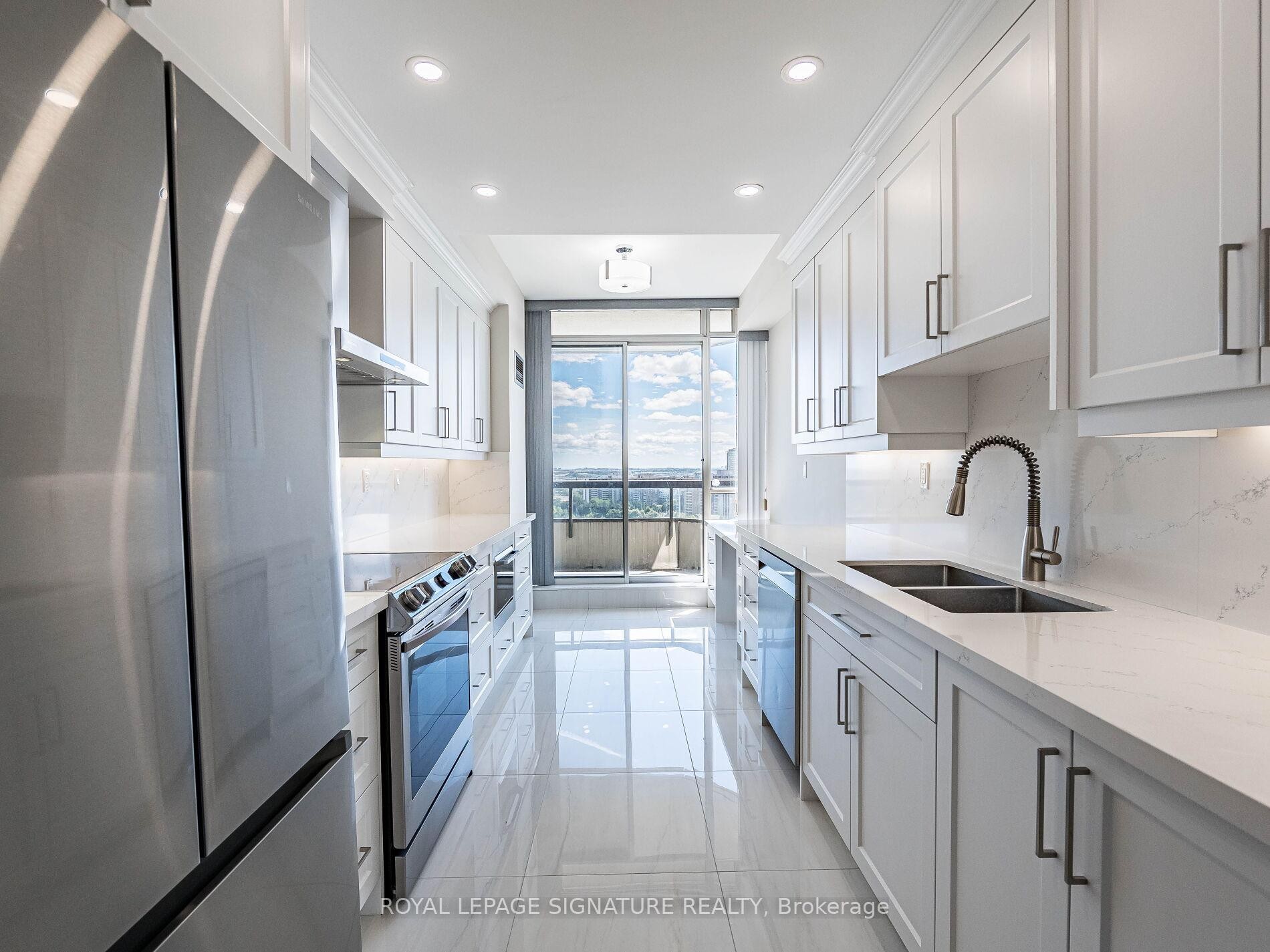 









24


Hanover

Road, 2204,
Brampton,




ON
L6S 5K8

