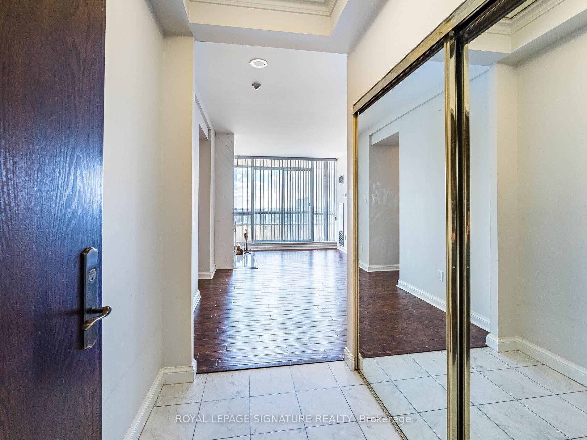 









24


Hanover

Road, 2204,
Brampton,




ON
L6S 5K8

