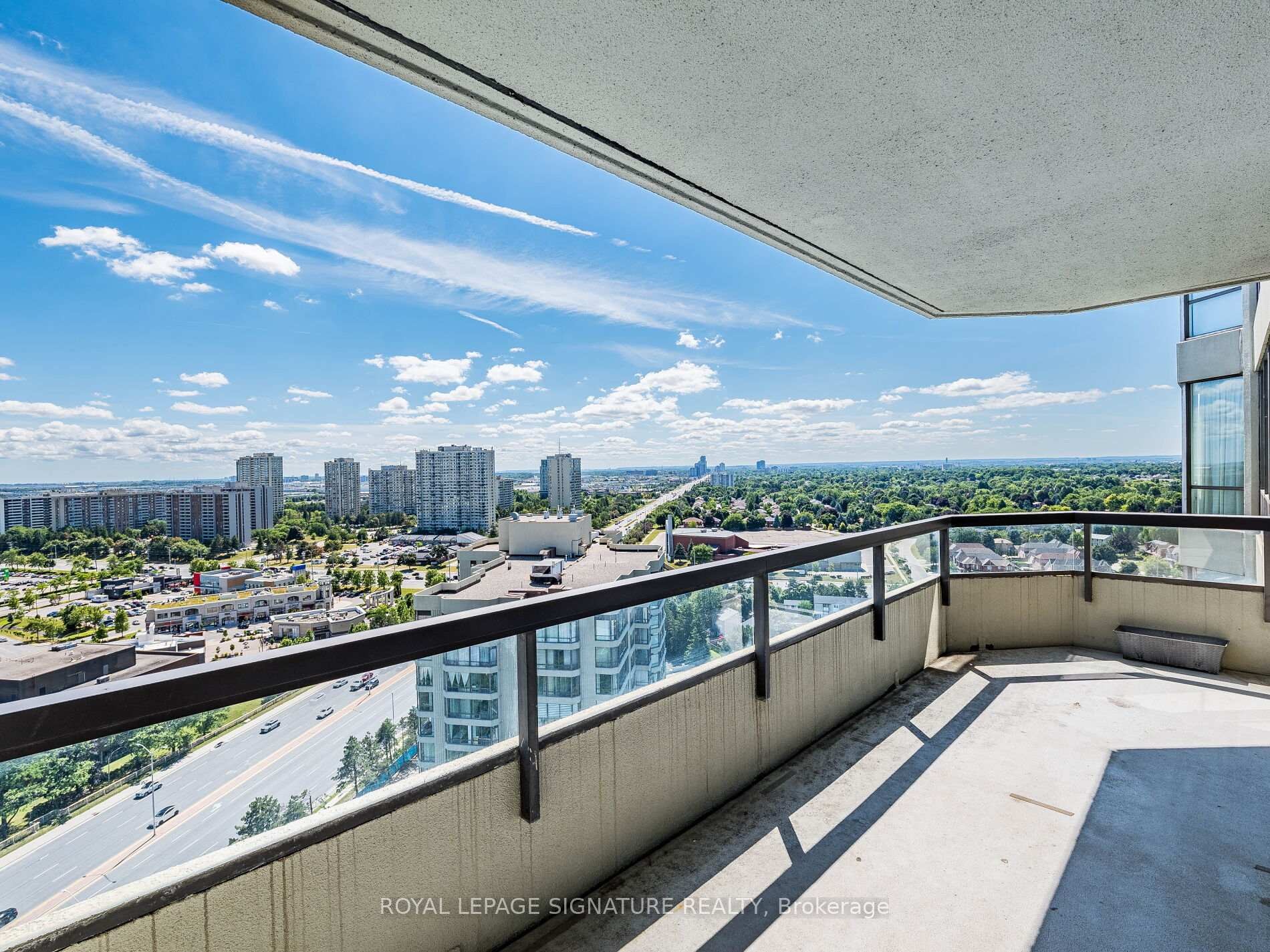 









24


Hanover

Road, 2204,
Brampton,




ON
L6S 5K8

