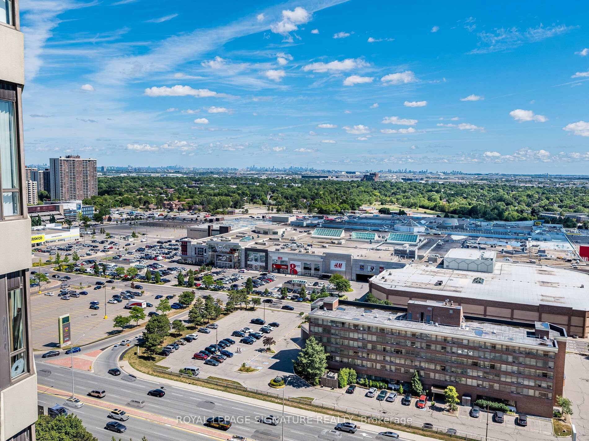 









24


Hanover

Road, 2204,
Brampton,




ON
L6S 5K8

