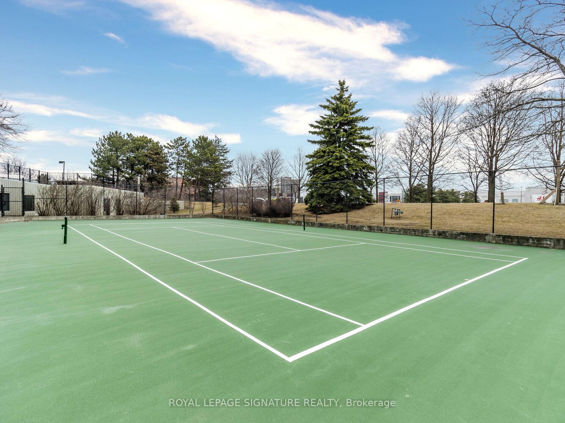 









24


Hanover

Road, 2204,
Brampton,




ON
L6S 5K8

