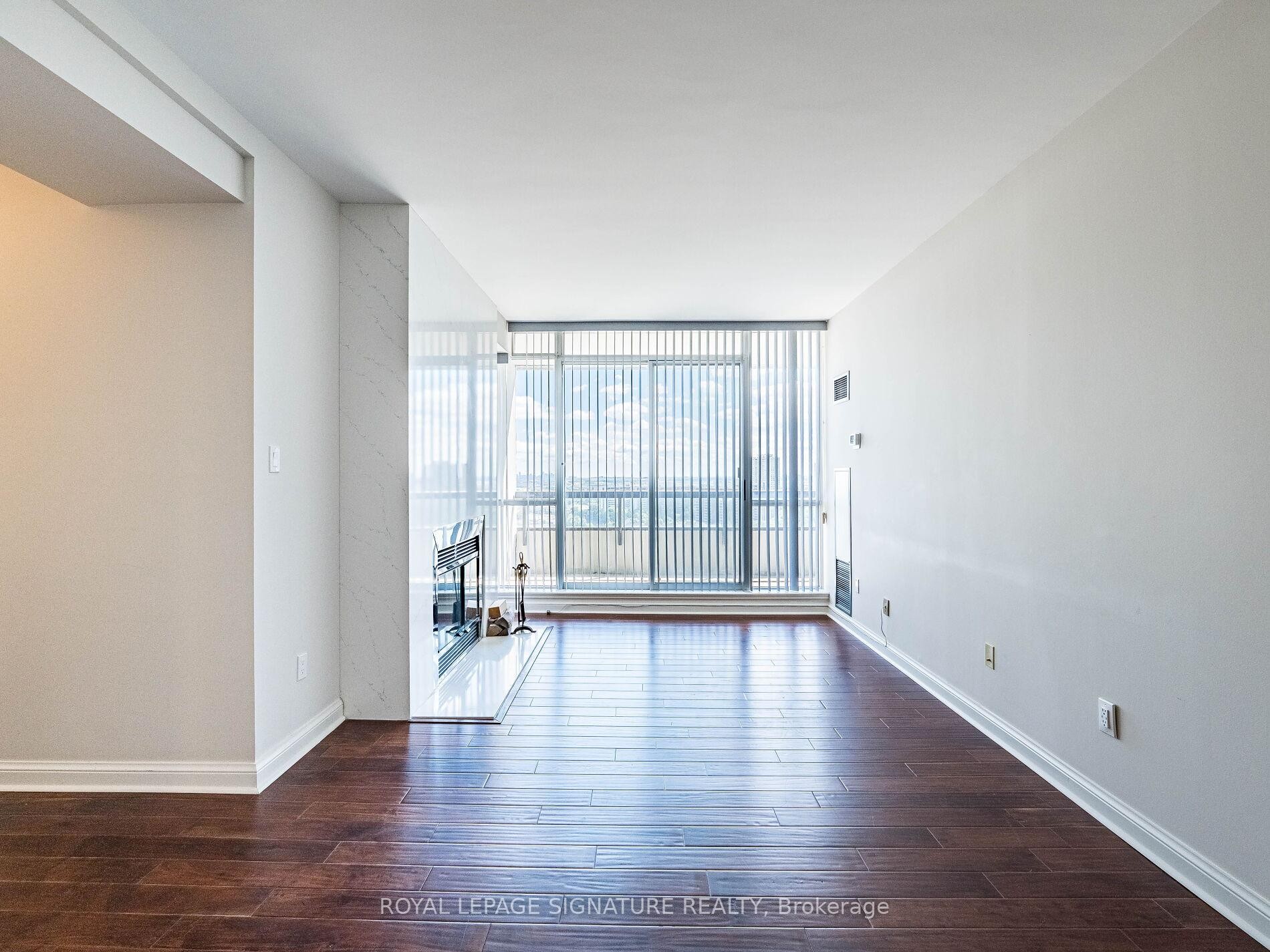 









24


Hanover

Road, 2204,
Brampton,




ON
L6S 5K8

