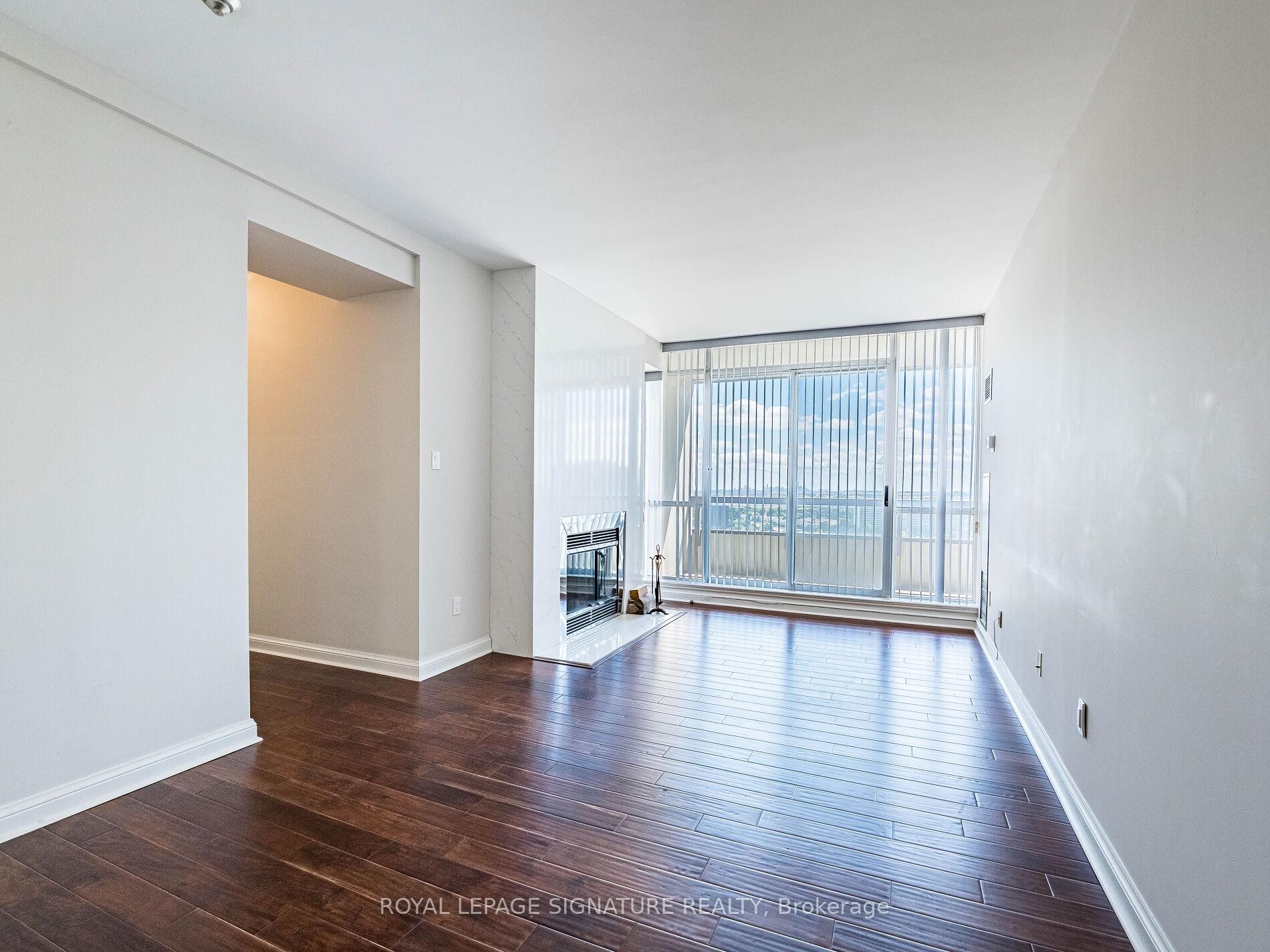 









24


Hanover

Road, 2204,
Brampton,




ON
L6S 5K8

