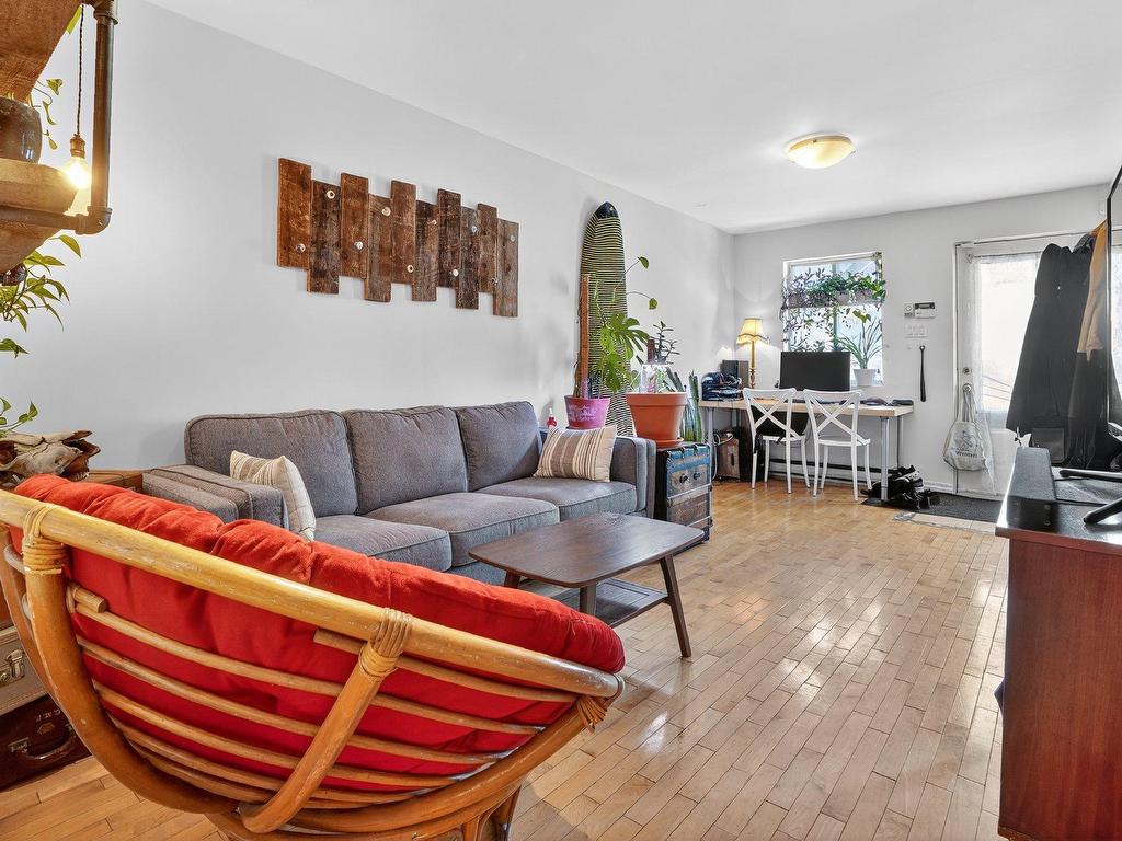 









6619

 - 6621


Rue St-André

,
Rosemont/La Petite-Patrie (Montréal),




QC
H2S2K7

