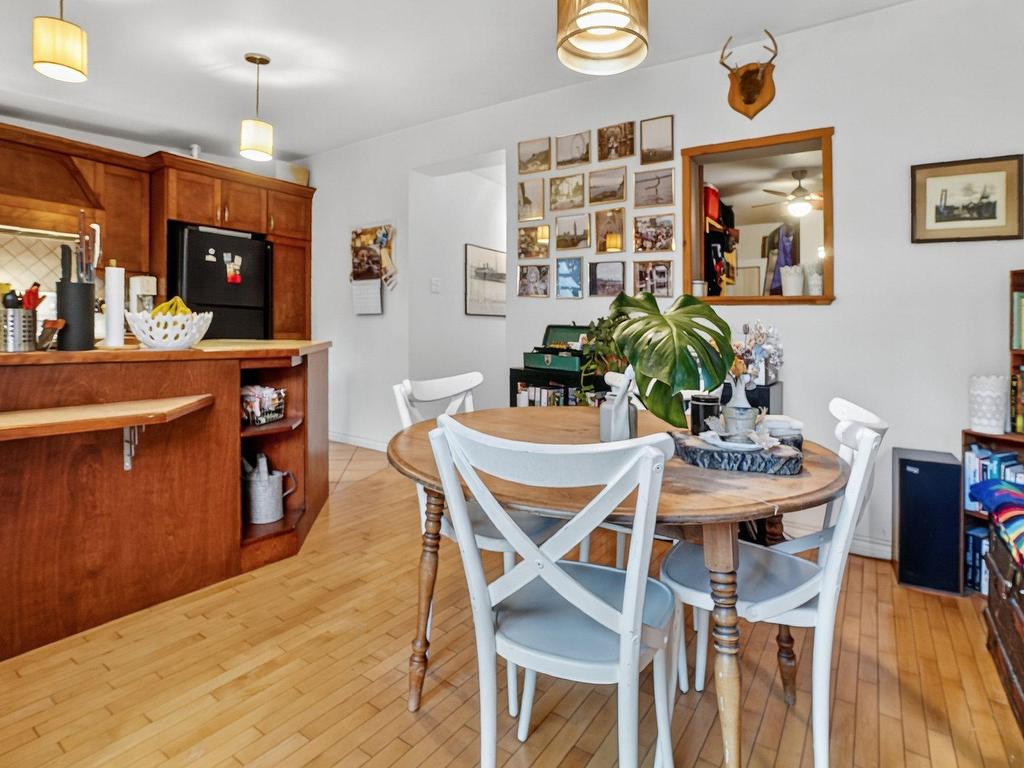 









6619

 - 6621


Rue St-André

,
Rosemont/La Petite-Patrie (Montréal),




QC
H2S2K7

