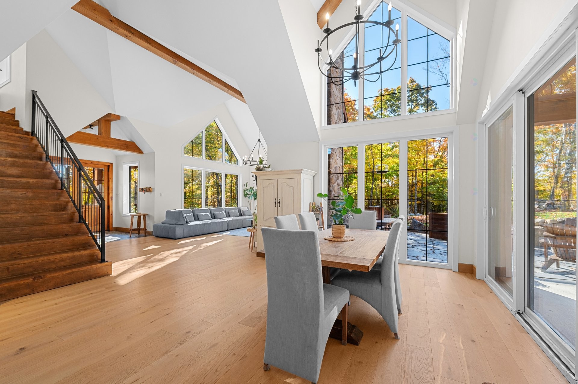 









61


Imp. d'Auvergne

,
Sainte-Agathe-des-Monts,




QC
J8C3G8

