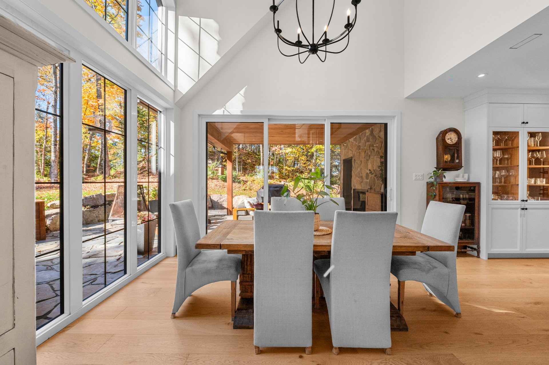 









61


Imp. d'Auvergne

,
Sainte-Agathe-des-Monts,




QC
J8C3G8

