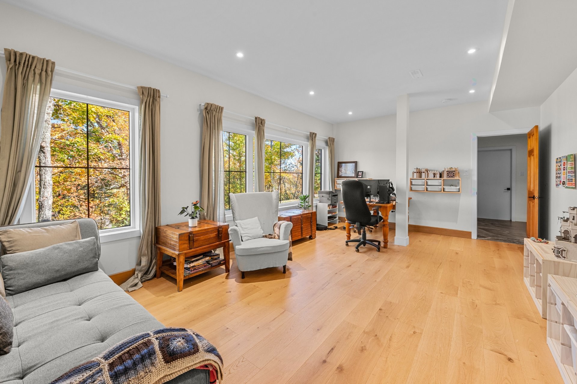 









61


Imp. d'Auvergne

,
Sainte-Agathe-des-Monts,




QC
J8C3G8

