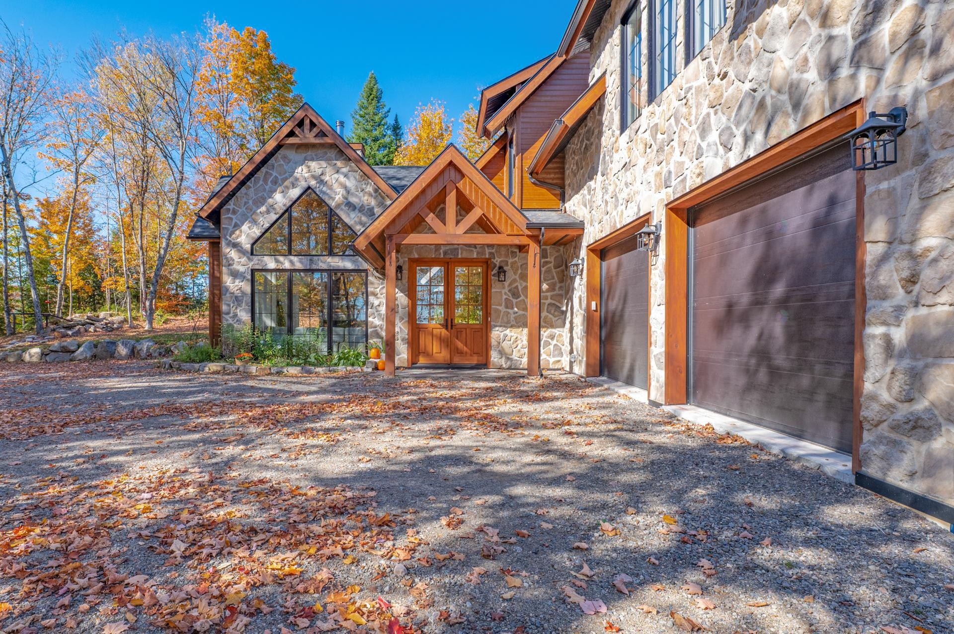 









61


Imp. d'Auvergne

,
Sainte-Agathe-des-Monts,




QC
J8C3G8

