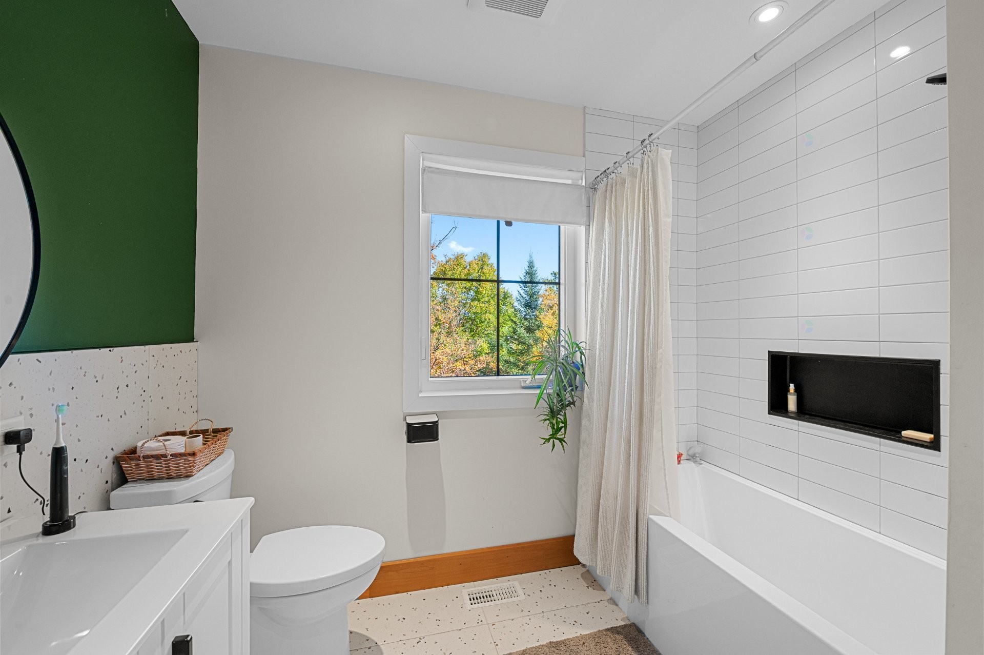 









61


Imp. d'Auvergne

,
Sainte-Agathe-des-Monts,




QC
J8C3G8

