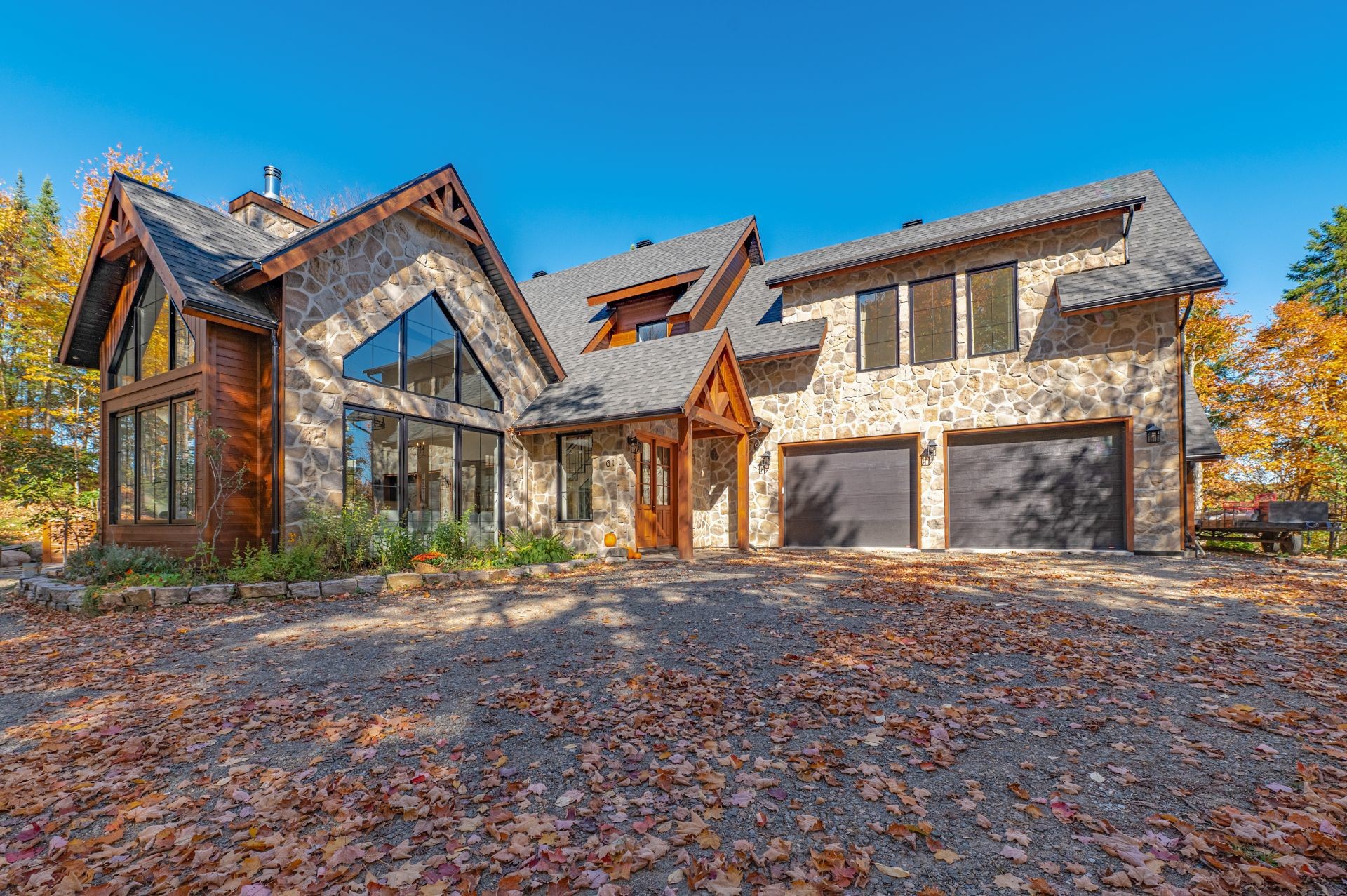 









61


Imp. d'Auvergne

,
Sainte-Agathe-des-Monts,




QC
J8C3G8

