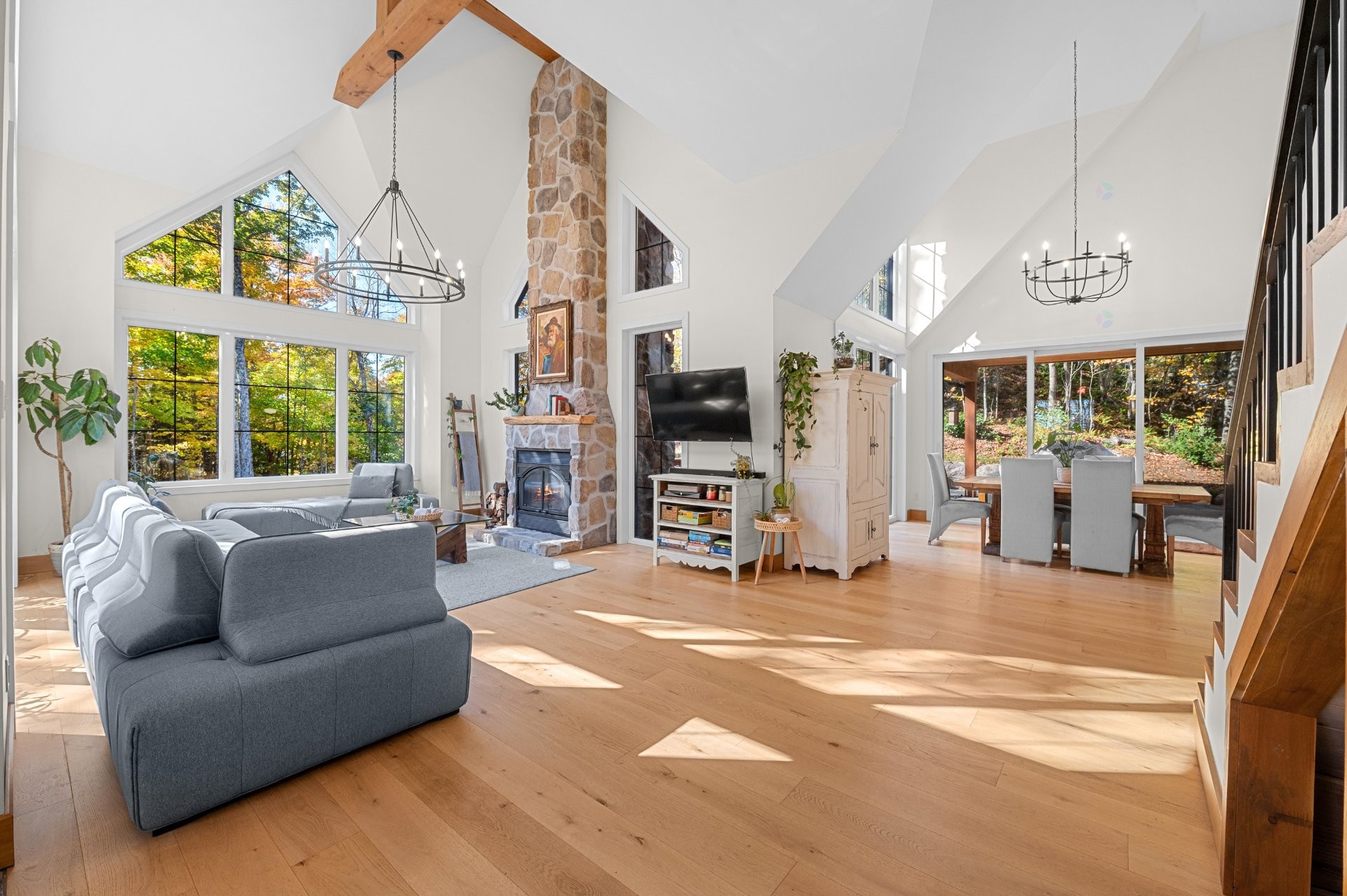 









61


Imp. d'Auvergne

,
Sainte-Agathe-des-Monts,




QC
J8C3G8

