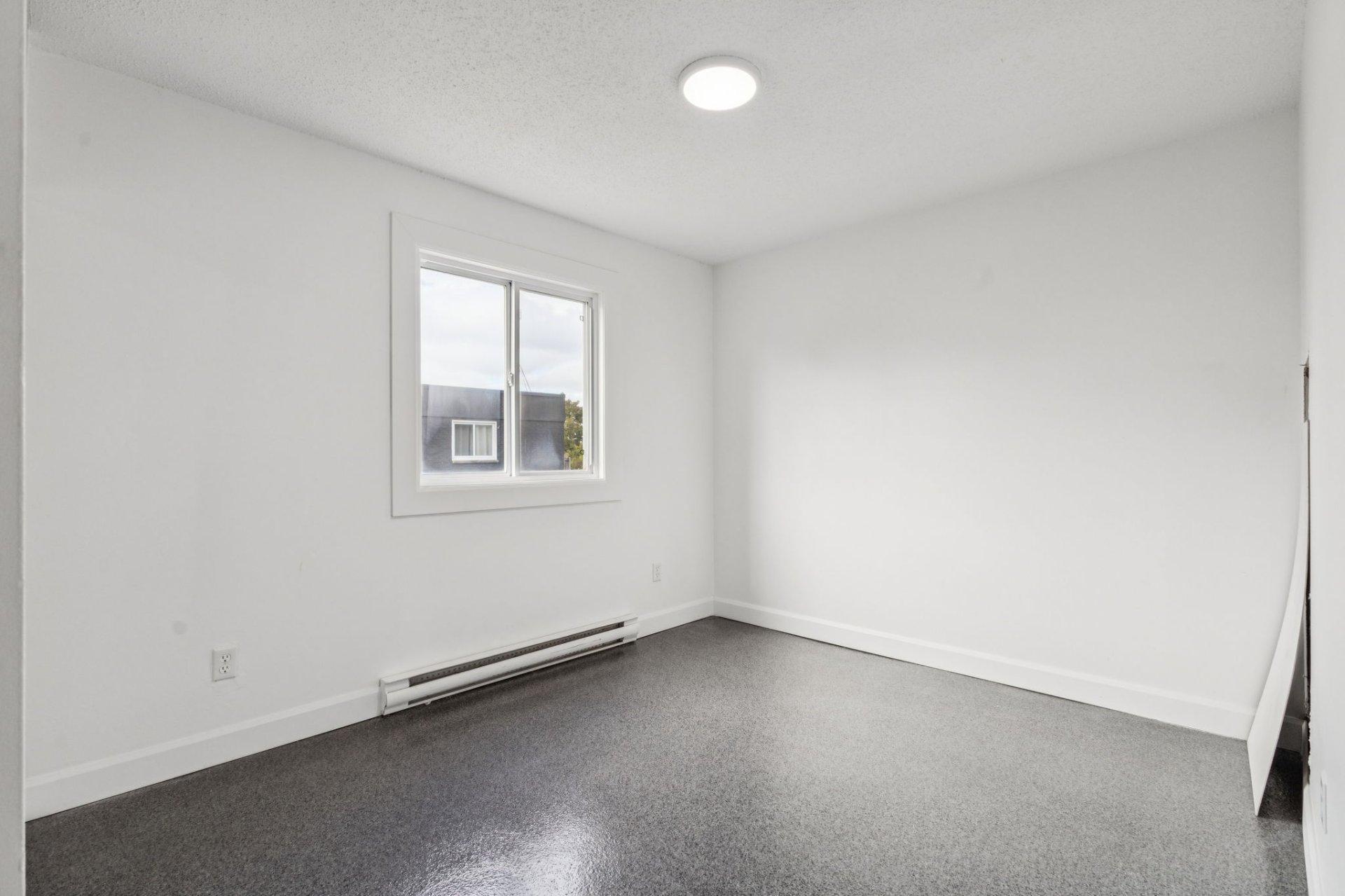 









81


Rue Pearson

, 201,
Gatineau (Aylmer),




QC
J9H6G1

