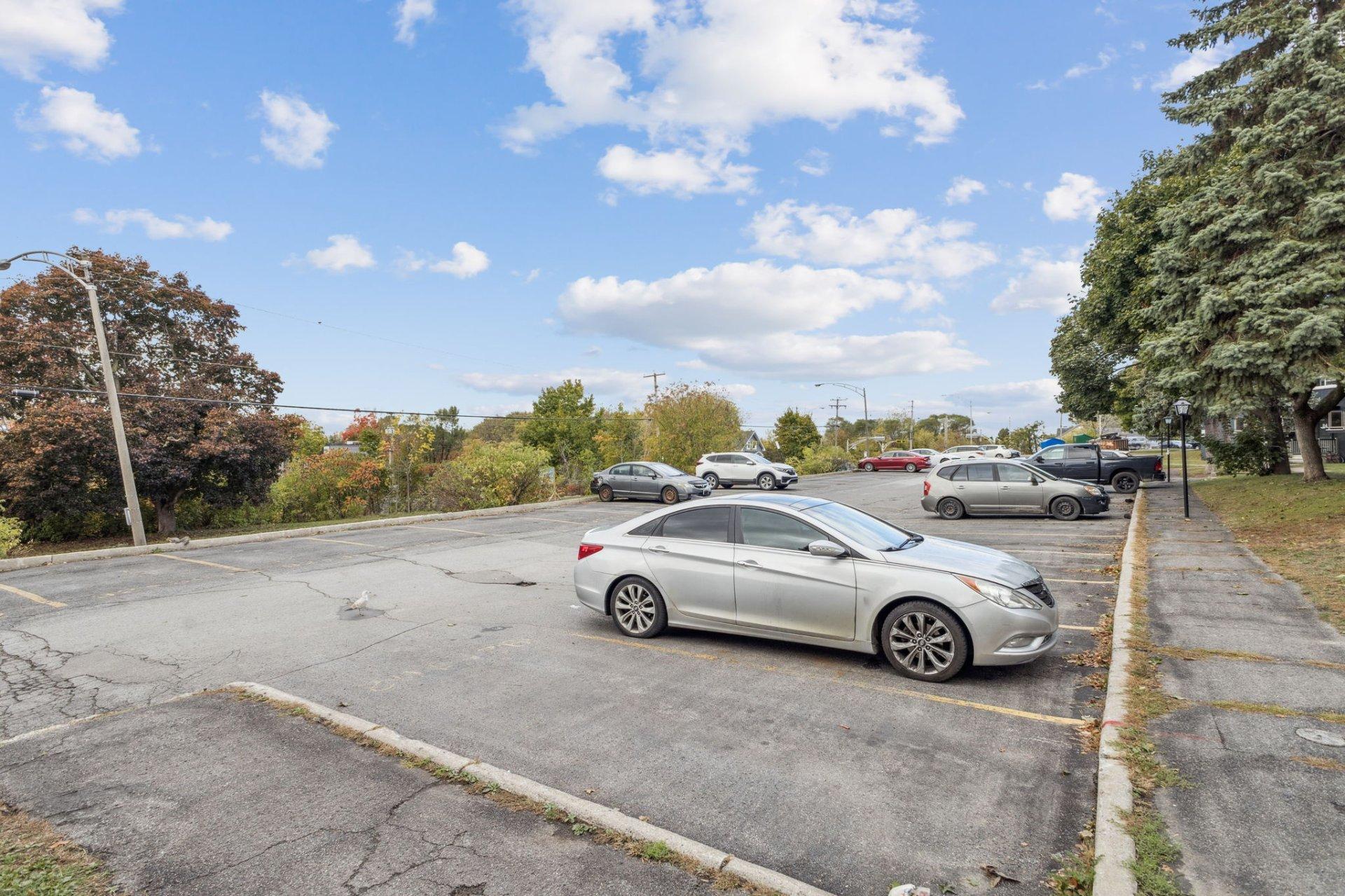 









81


Rue Pearson

, 201,
Gatineau (Aylmer),




QC
J9H6G1

