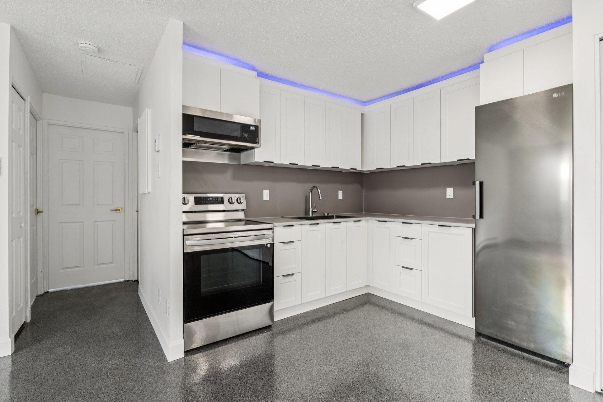 









81


Rue Pearson

, 201,
Gatineau (Aylmer),




QC
J9H6G1

