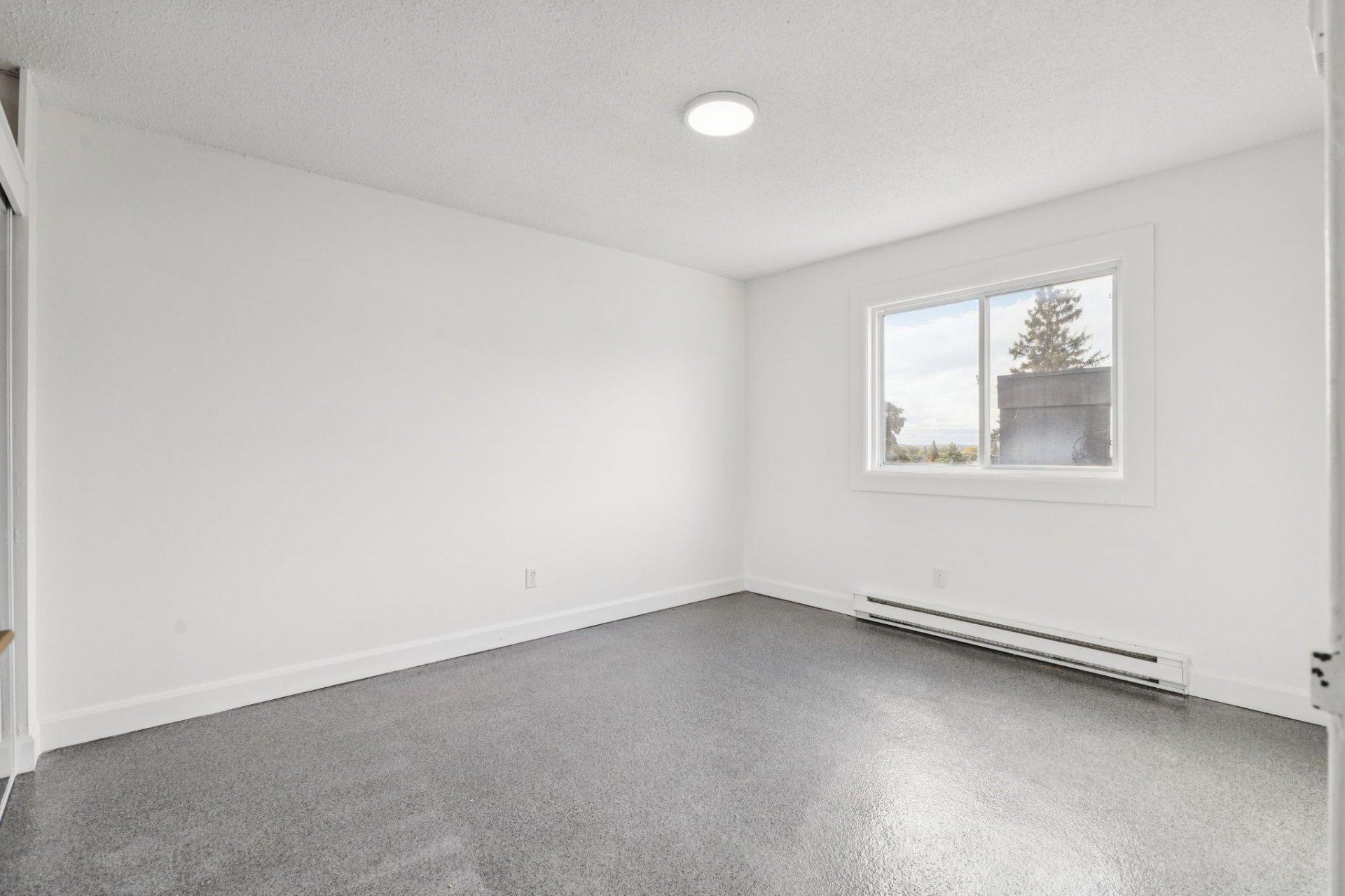 









81


Rue Pearson

, 201,
Gatineau (Aylmer),




QC
J9H6G1

