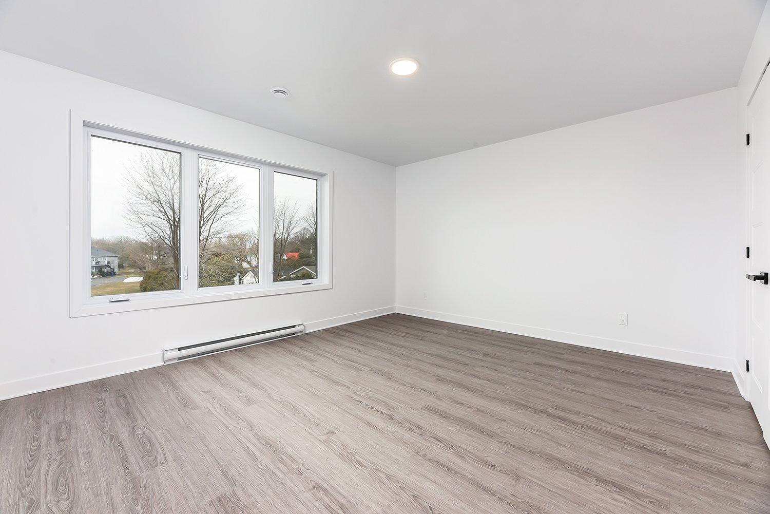 









1912


Rue Borden

, 7,
Ormstown,




QC
J0S1K0

