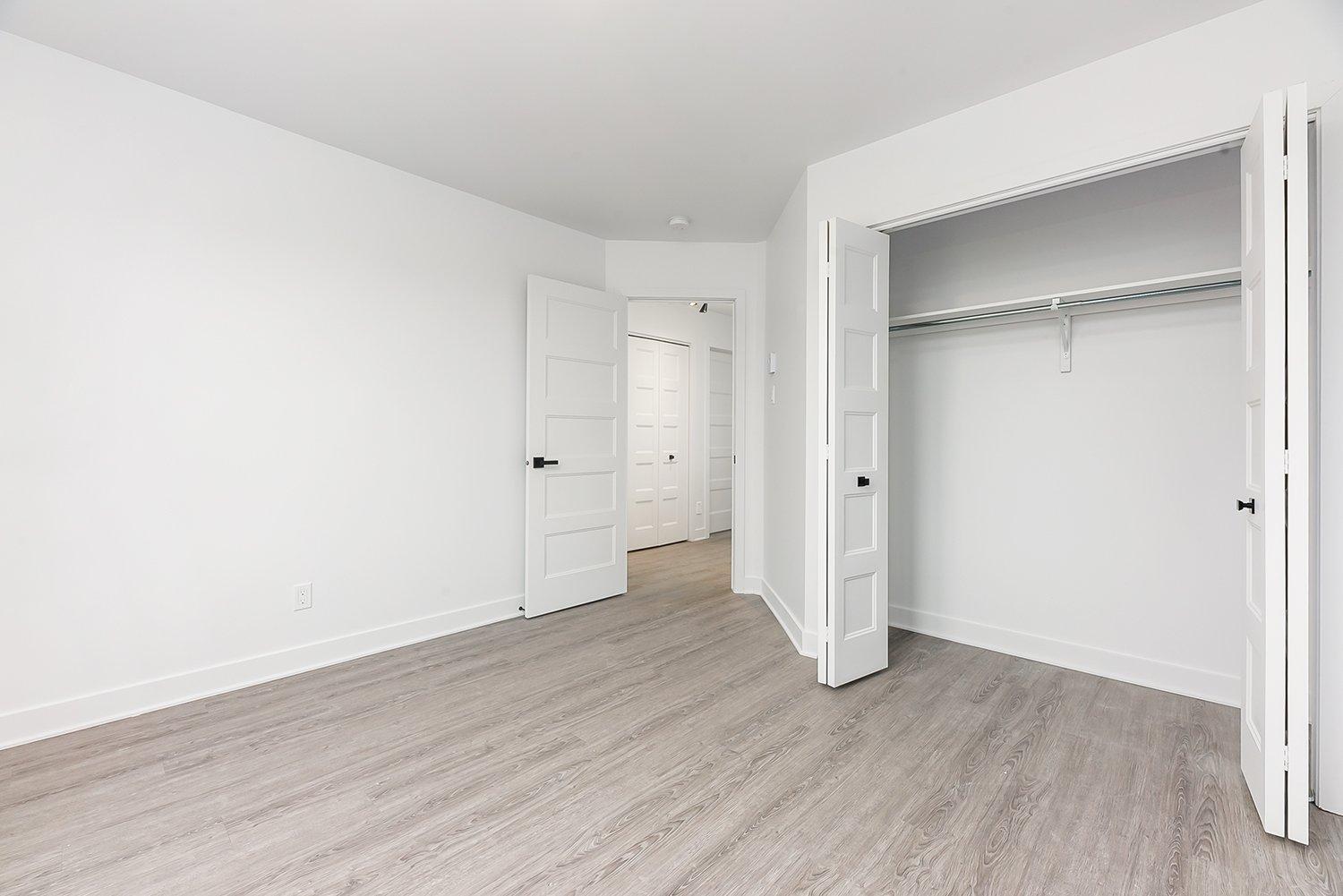 









1912


Rue Borden

, 7,
Ormstown,




QC
J0S1K0

