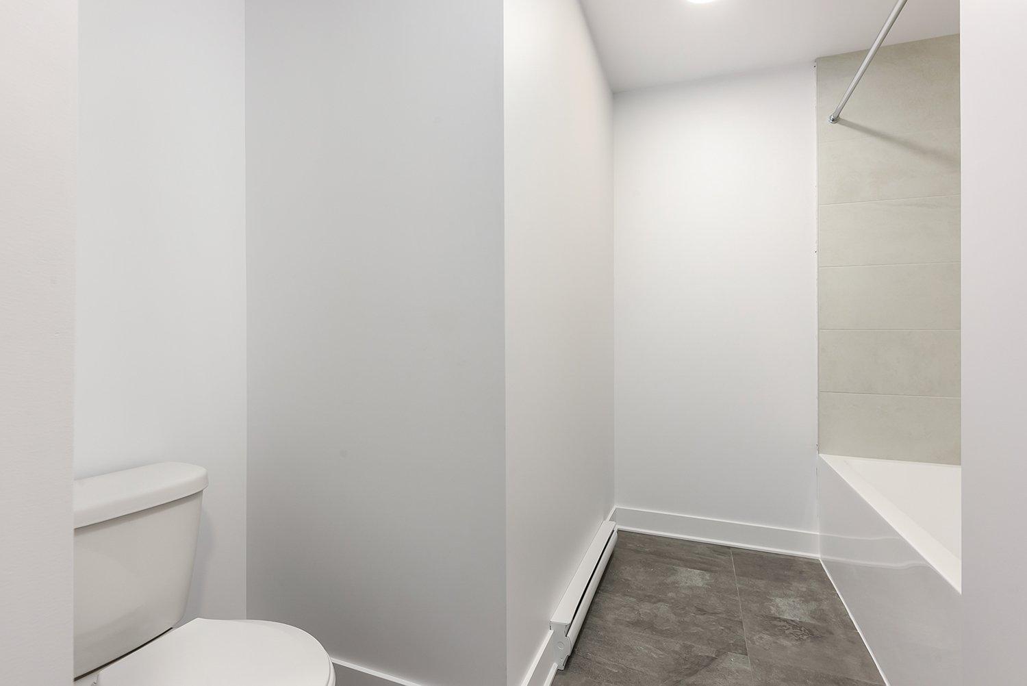 









1912


Rue Borden

, 7,
Ormstown,




QC
J0S1K0

