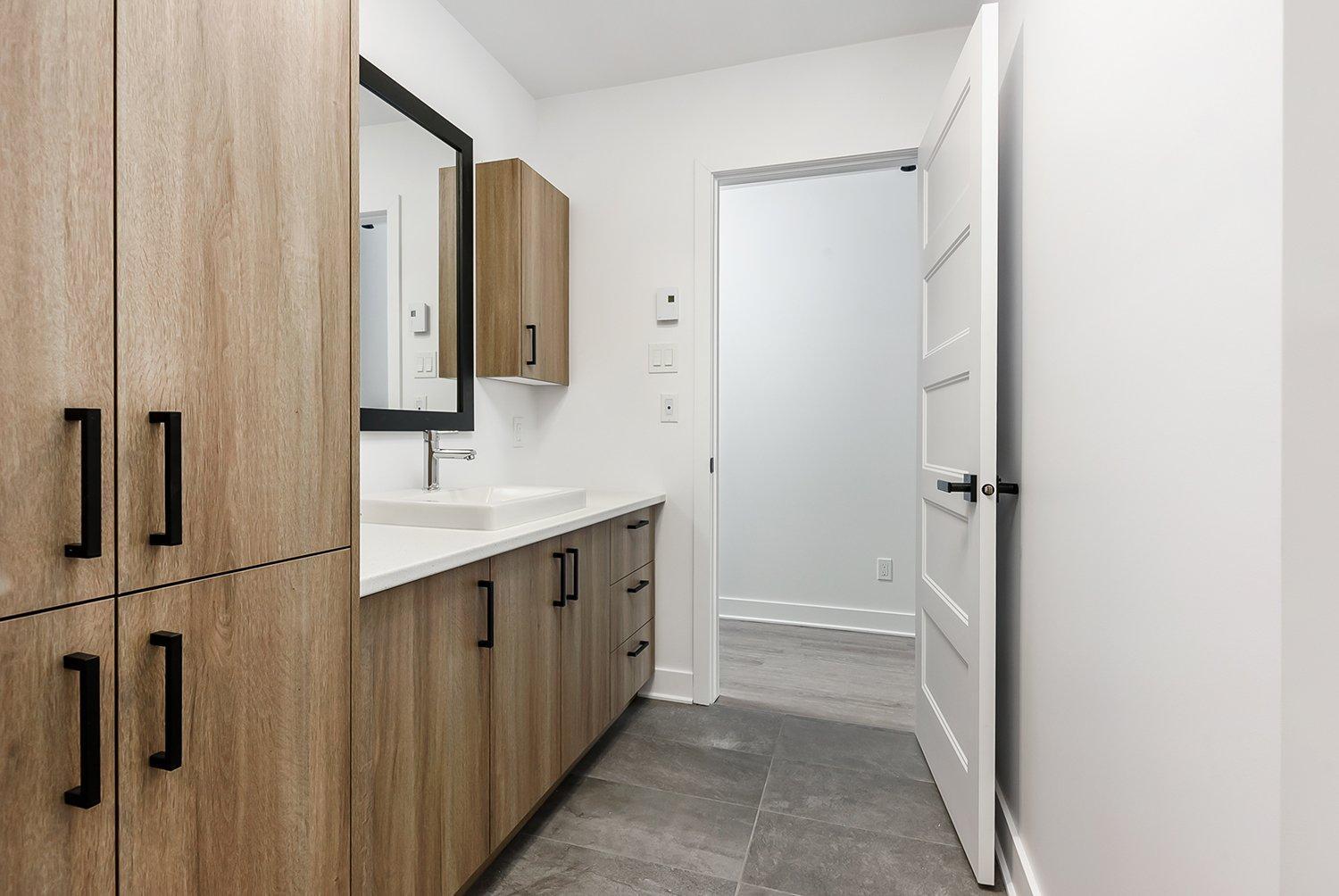 









1912


Rue Borden

, 7,
Ormstown,




QC
J0S1K0


