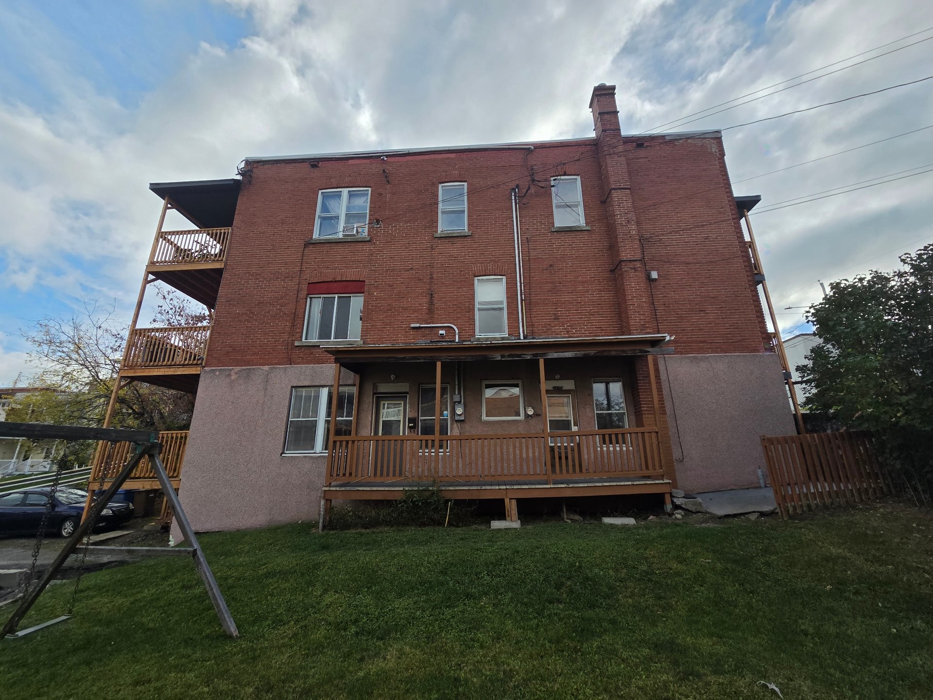 









1078

 - 1094


Rue St-Paul

,
Shawinigan,




QC
G9N4K4

