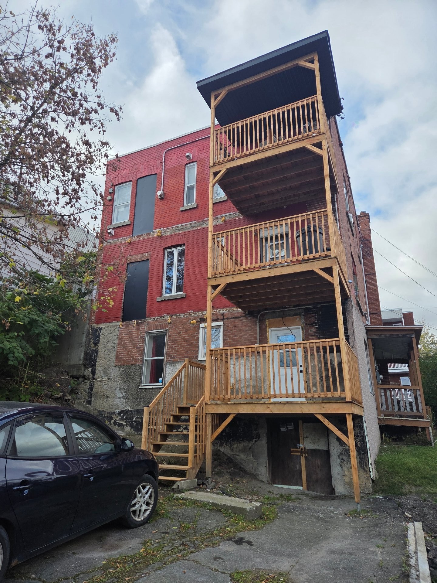 









1078

 - 1094


Rue St-Paul

,
Shawinigan,




QC
G9N4K4

