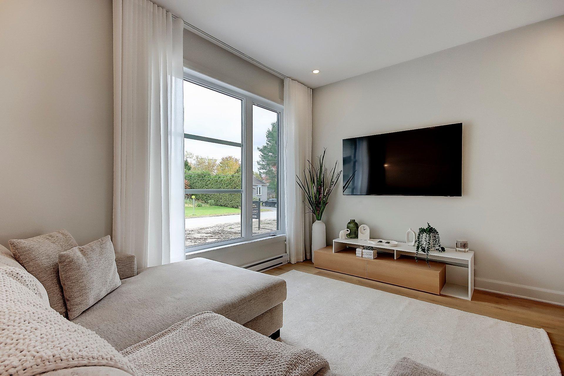 












Ch. St-André

,
Saint-Jean-sur-Richelieu,




QC
J2W2H6


