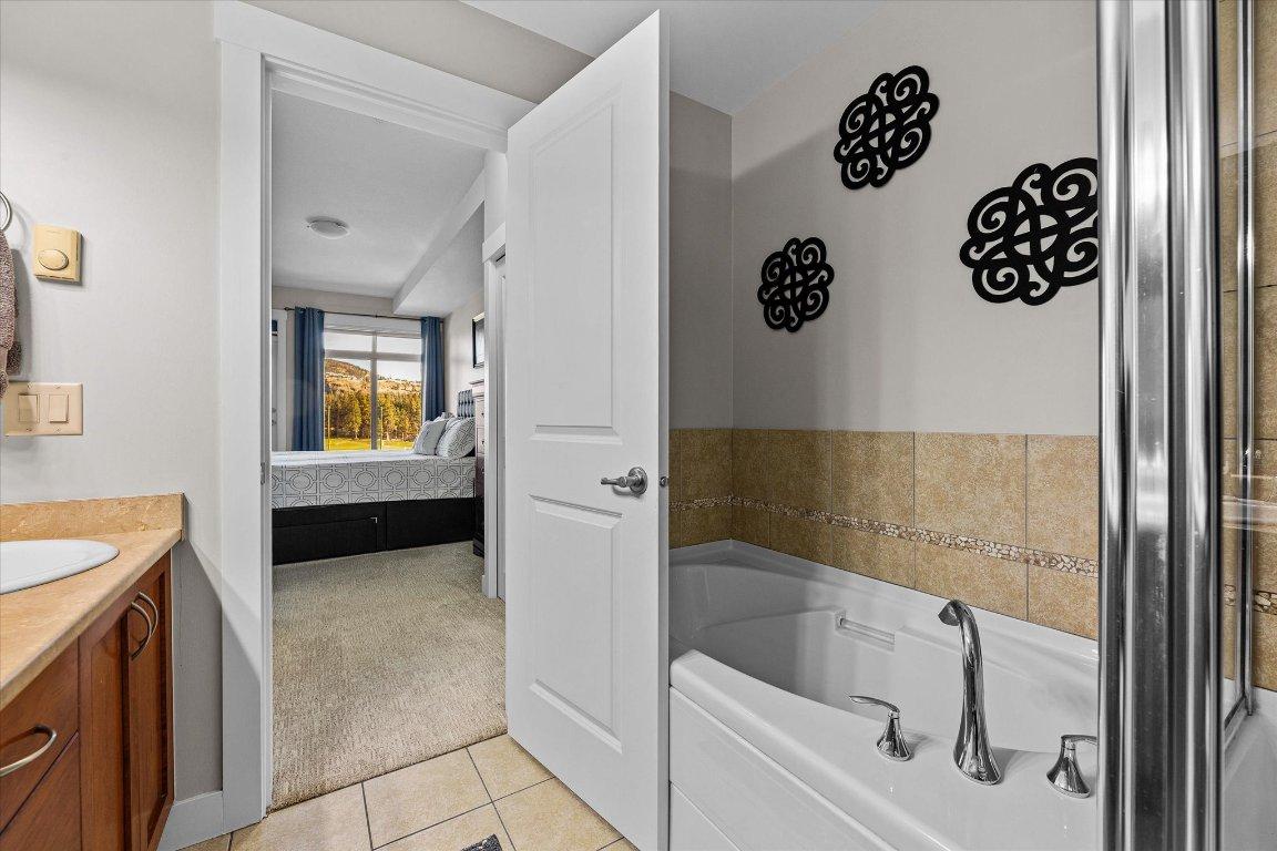 









3545


Carrington

Road, 302,
West Kelowna,




BC
V4T 3A1

