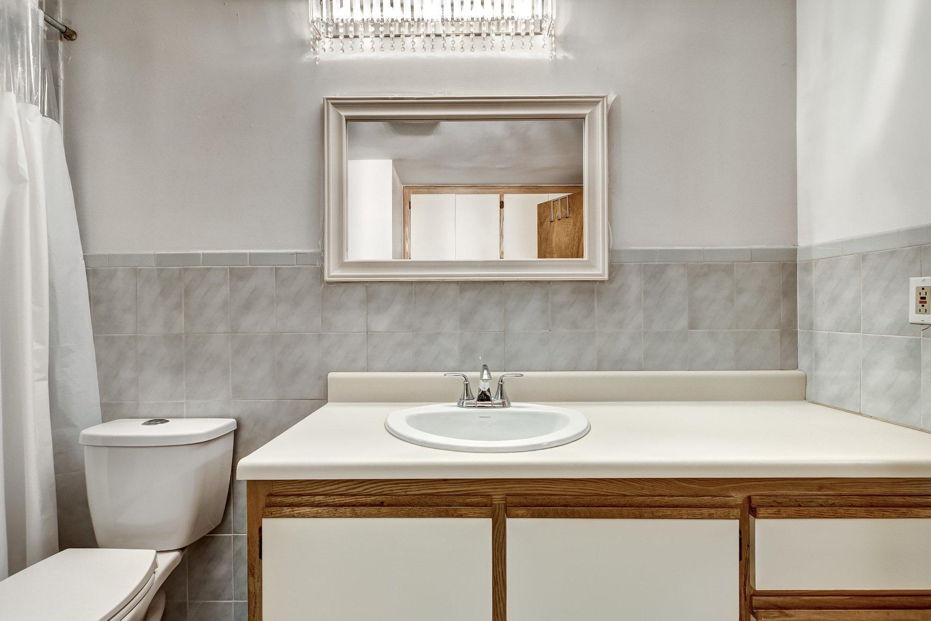









2300


Av. Walkley

, 2,
Montréal (Côte-des-Neiges/Notre-Dame-de-Grâce),




QC
H4B2K1

