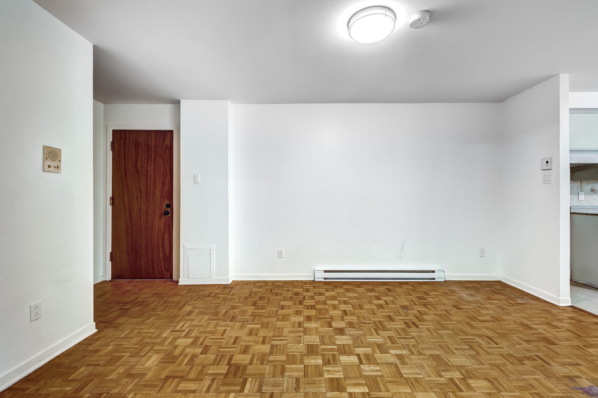









2300


Av. Walkley

, 2,
Montréal (Côte-des-Neiges/Notre-Dame-de-Grâce),




QC
H4B2K1

