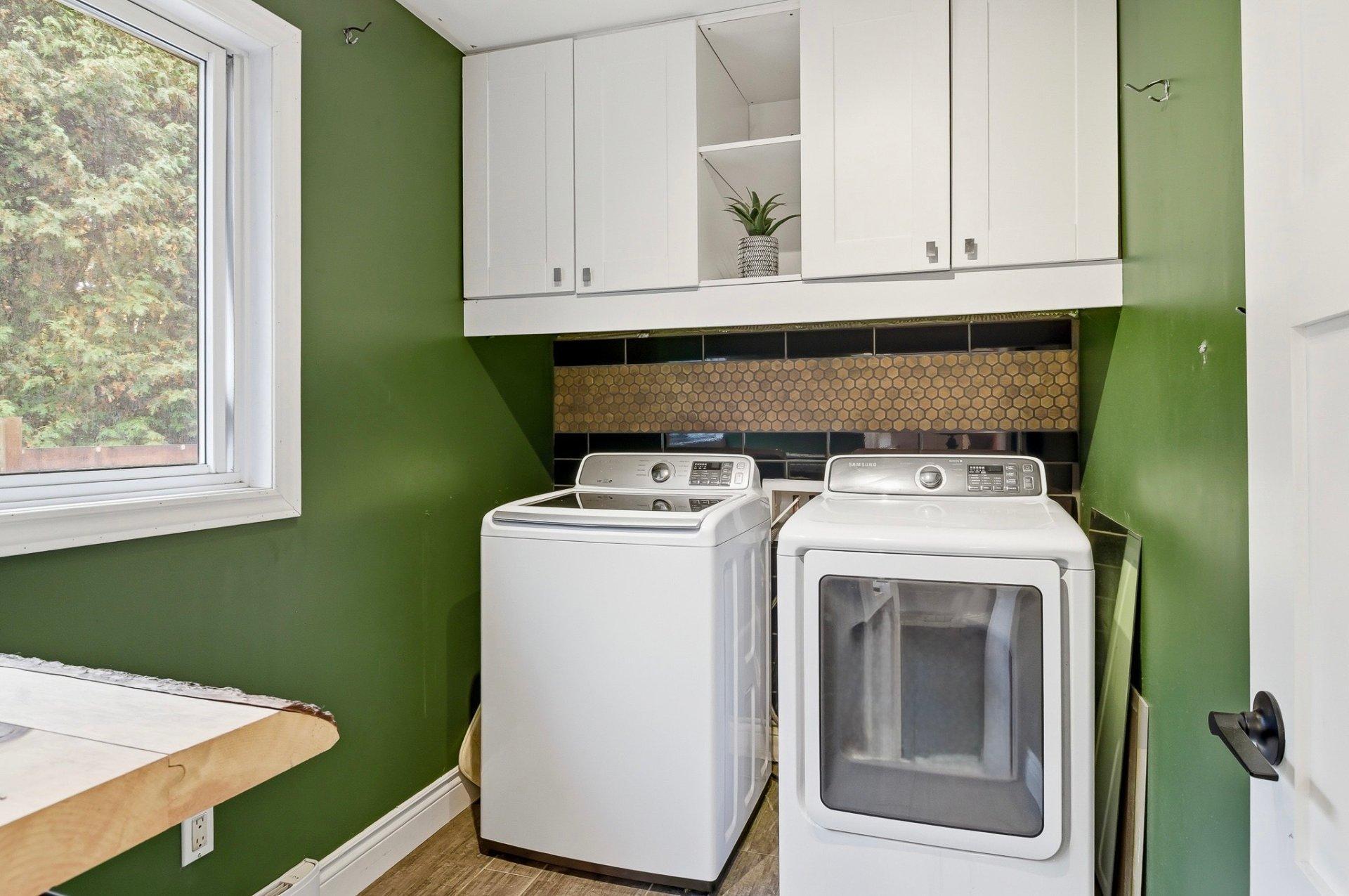 









36


Rue du Jardin Artcad

,
Granby,




QC
J2J0R5

