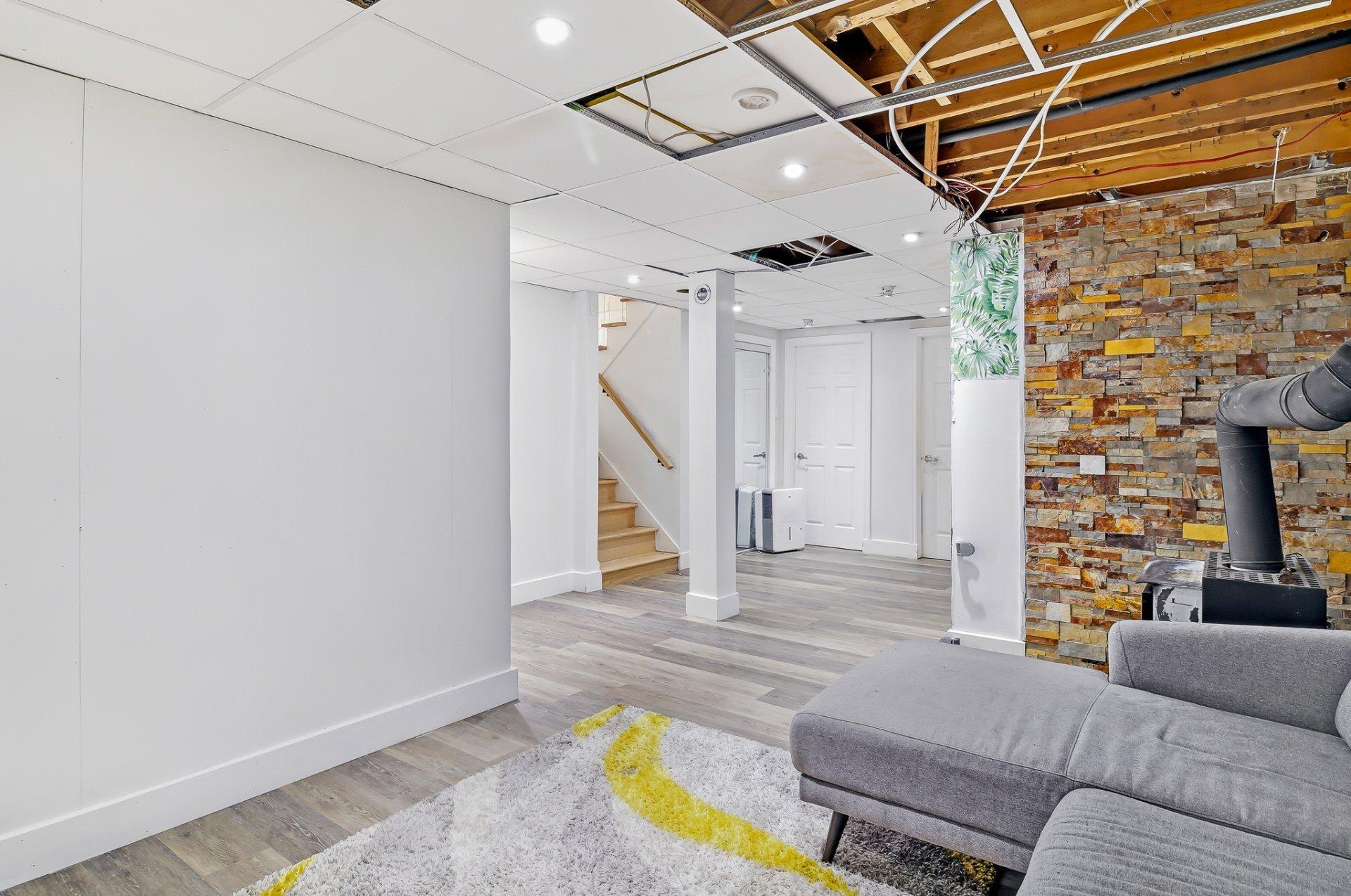 









36


Rue du Jardin Artcad

,
Granby,




QC
J2J0R5

