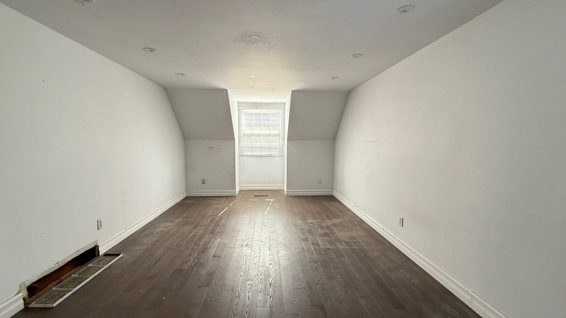









14


Rue Vauquelin

,
Sainte-Julie,




QC
J3E2Z2

