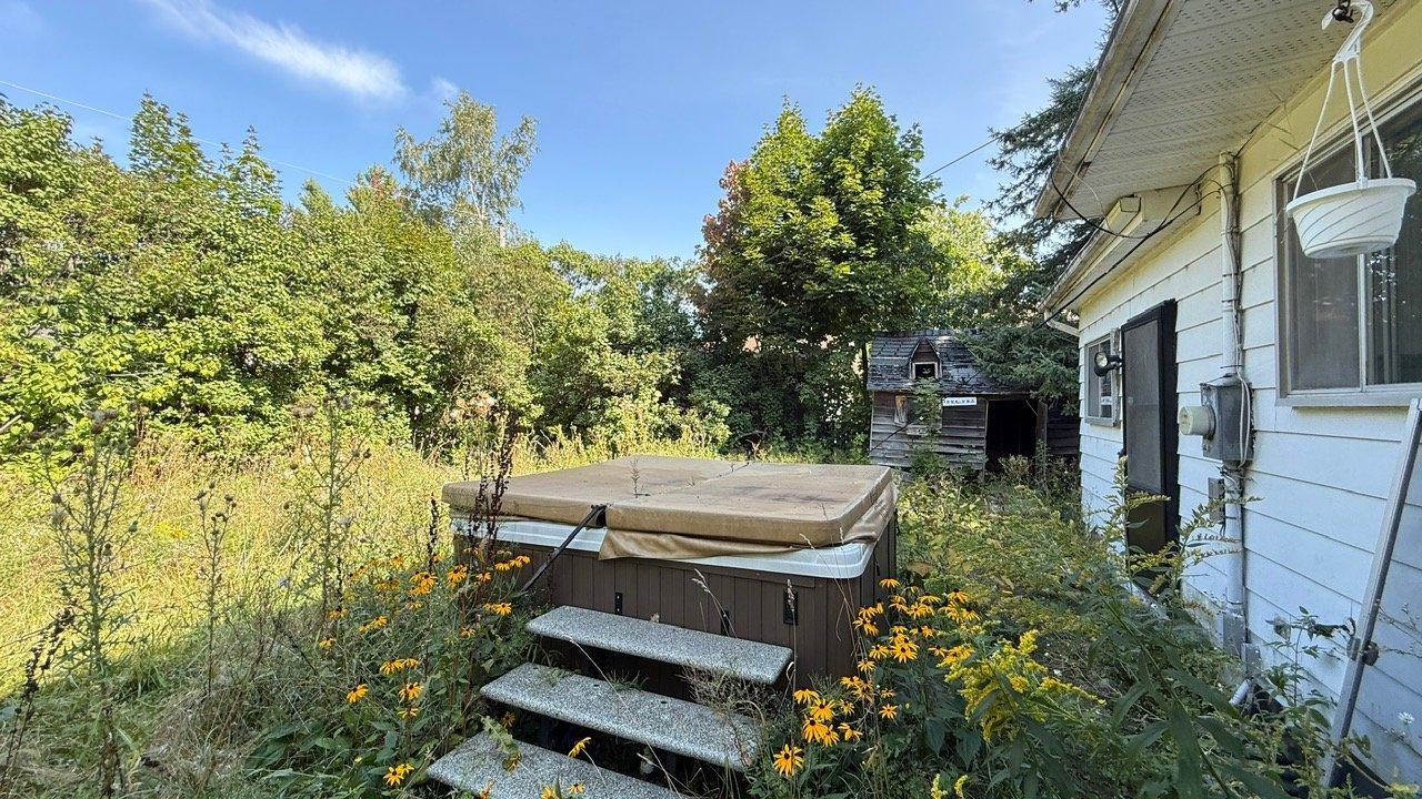 









14


Rue Vauquelin

,
Sainte-Julie,




QC
J3E2Z2

