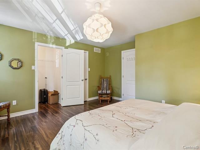 









375Z


Rue Jeannine-Grégoire-Ross

,
Gatineau (Gatineau),




QC
J8P0E1

