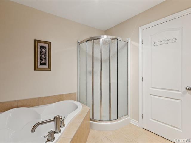 









375Z


Rue Jeannine-Grégoire-Ross

,
Gatineau (Gatineau),




QC
J8P0E1

