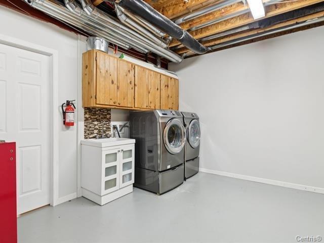 









375Z


Rue Jeannine-Grégoire-Ross

,
Gatineau (Gatineau),




QC
J8P0E1


